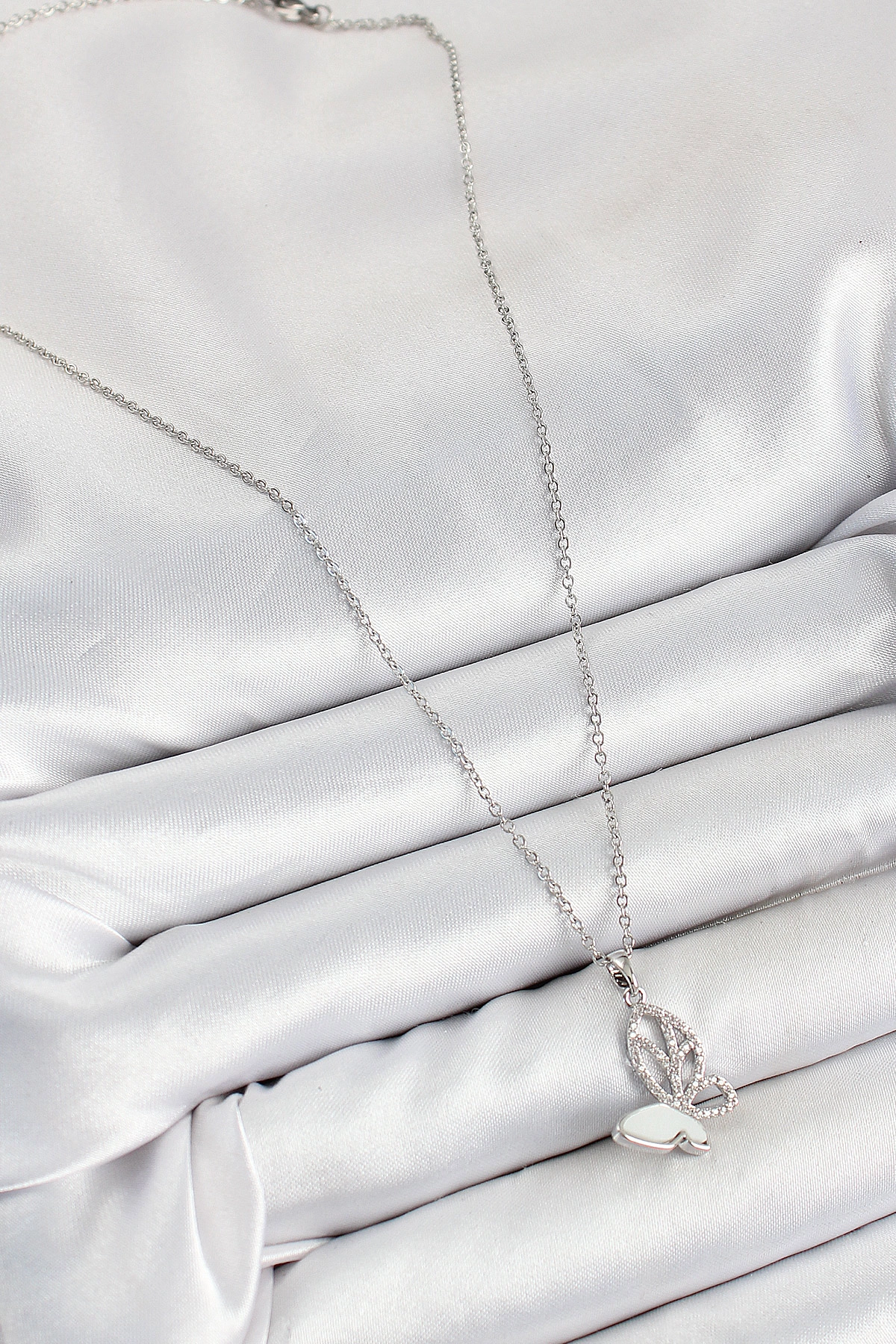 316L Çelik Zirkon Taşlı Kelebek Model Gümüş Renk Kadın Kolye