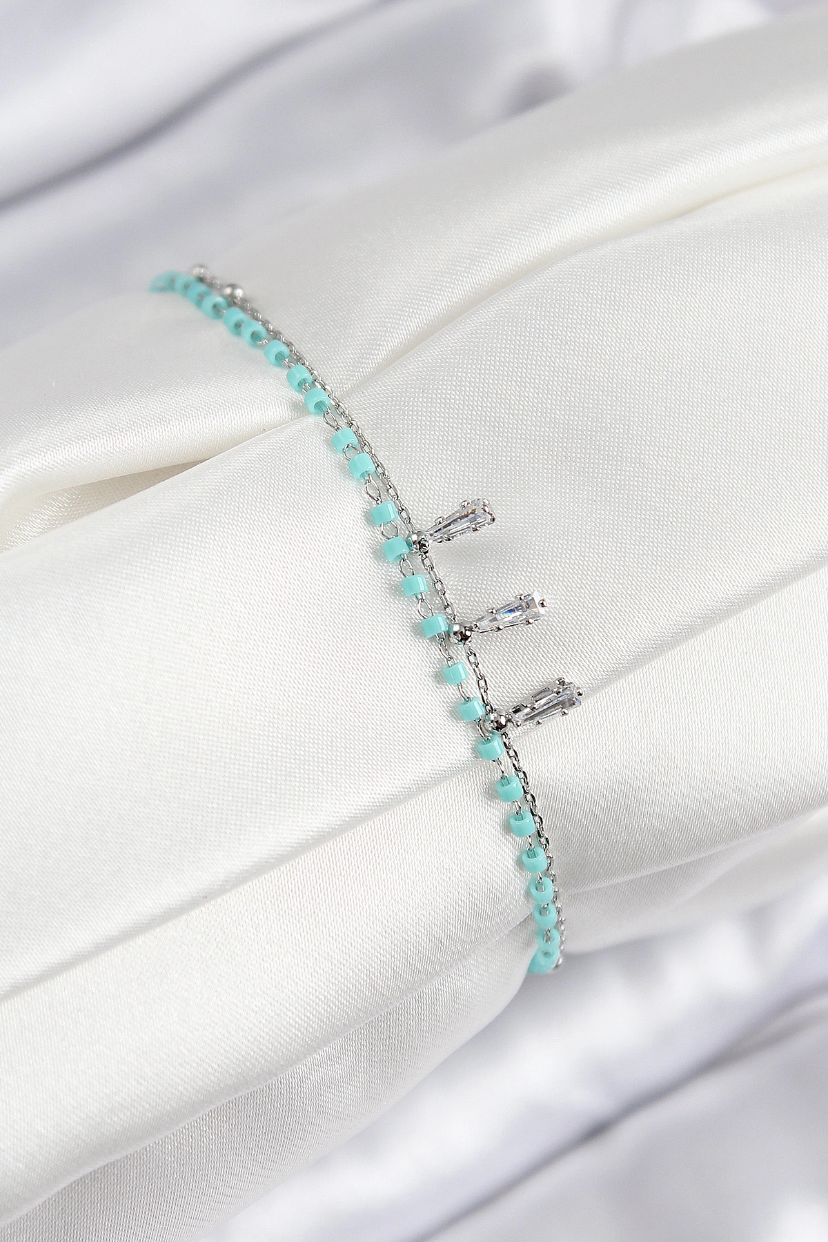 Pirinç Zirkon Taşlı Mavi Boncuklu Model Gümüş Renk Kadın Bileklik