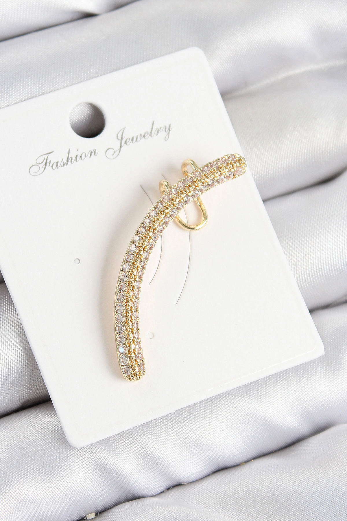 Pirinç Zirkon Taşlı Model Gold Renk Sağ Kıkırdak Küpe