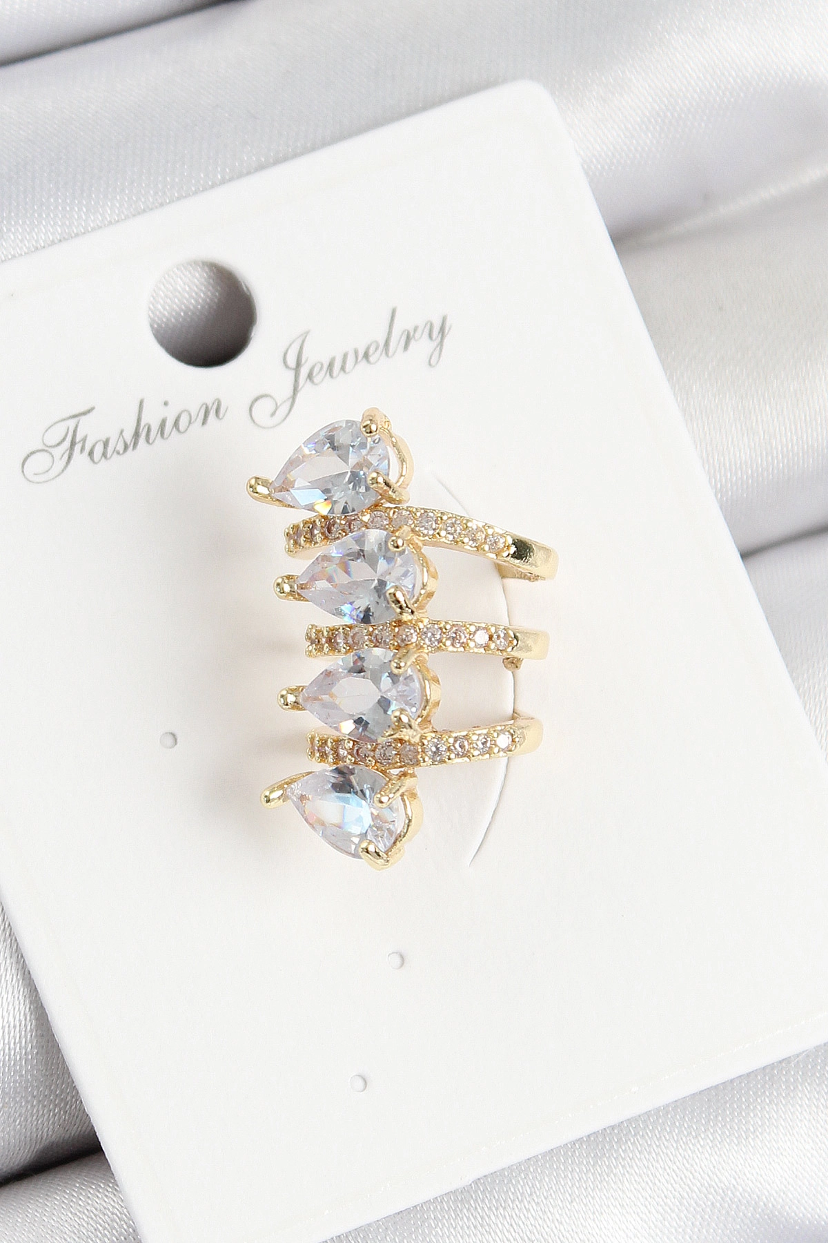 Pirinç Zirkon Taşlı Damla Model Gold Renk Sağ Kıkırdak Küpe