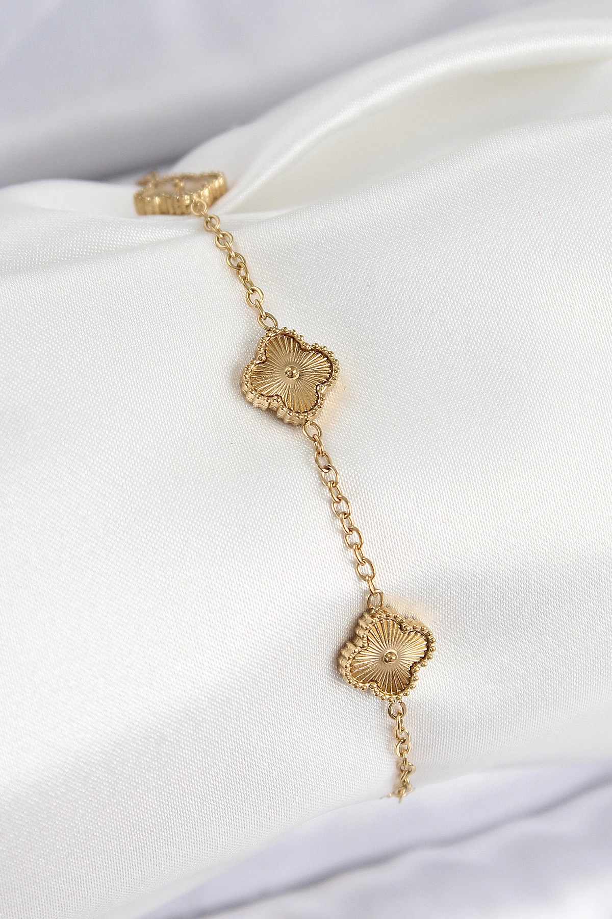 316L Çelik Gold Renk Yonca Kadın Bileklik