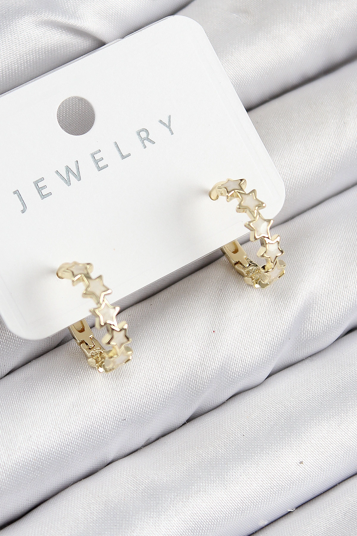 Pirinç Zirkon Taşlı Yıldız Model Gold Renk Kadın Küpe