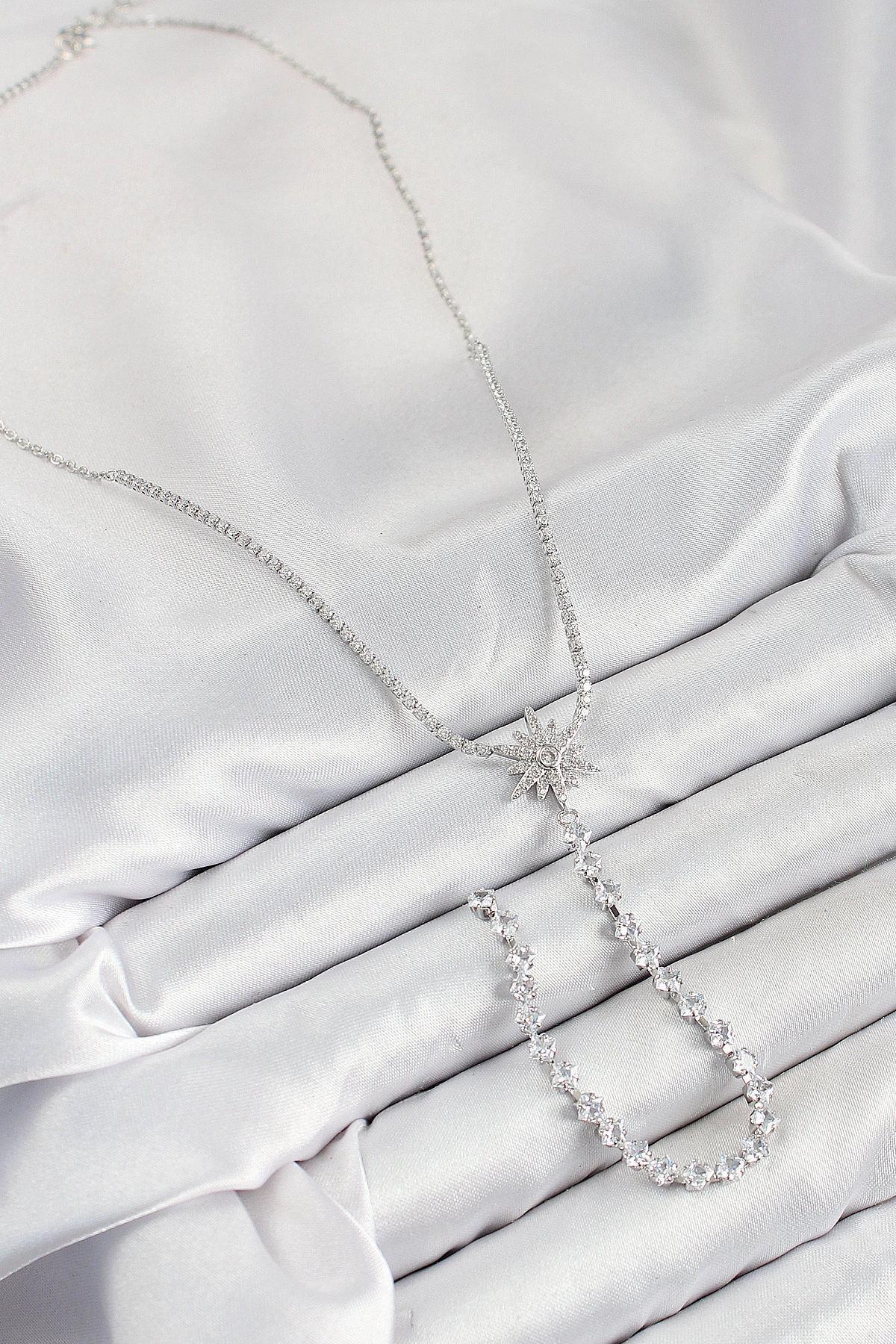 Pirinç Zirkon Taşlı Kutup Yıldızı Model Gold Renk Y Kolye