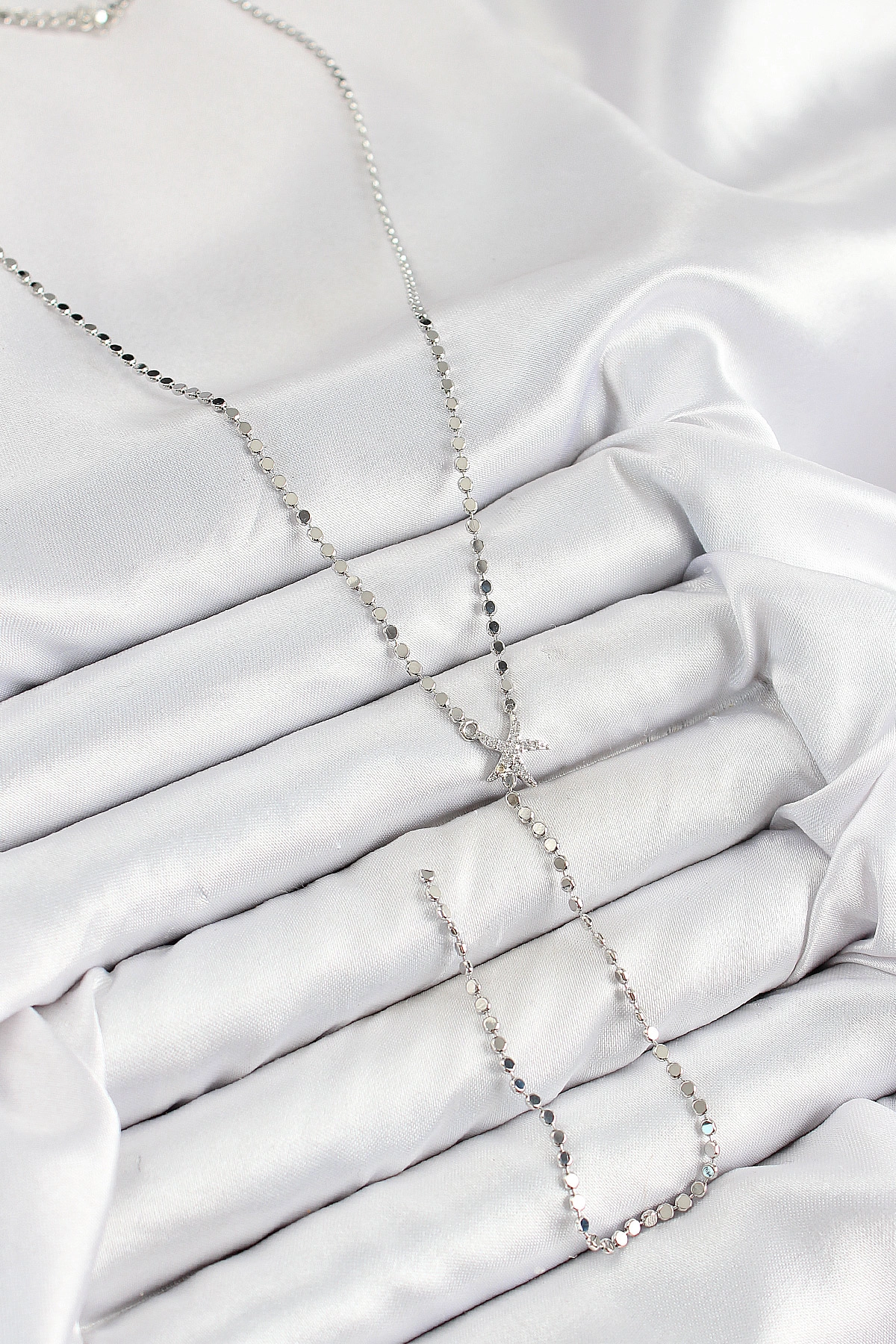 Pirinç Zirkon Taşlı Ezme Zincirli Deniz Yıldızı Model Gümüş Renk Y Kolye