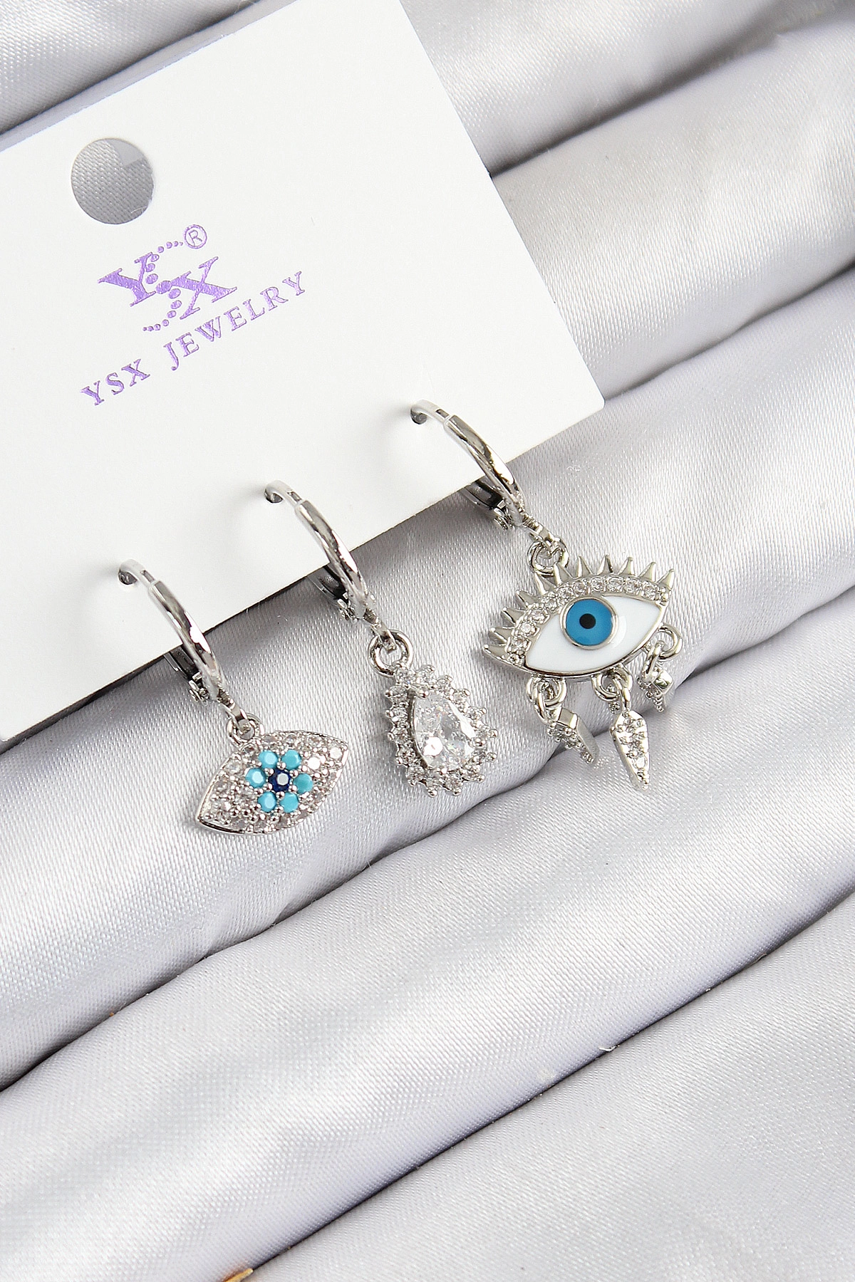 Pirinç Zirkon Taşlı 3'lü Fatma'nın Gözü Model Gümüş Renk Kadın Küpe