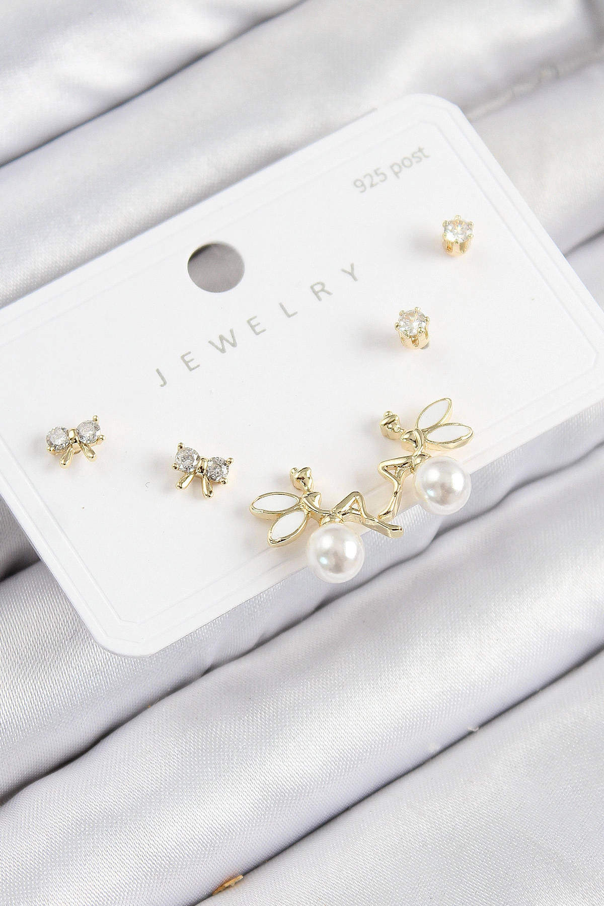 Pirinç Zirkon Taşlı İnci Melek Model Gold Renk 925 Ayar Gümüş Çivi Kadın Küpe Set