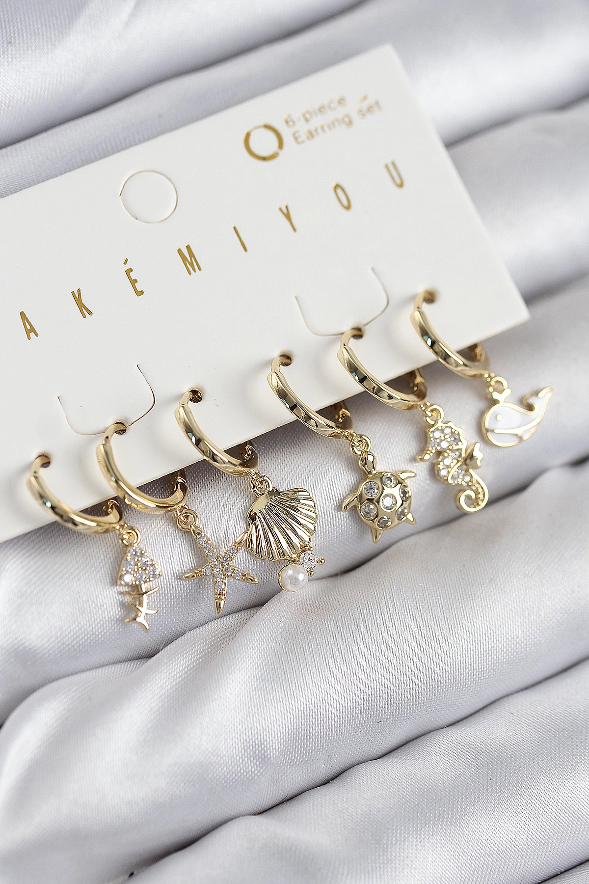 Pirinç Zirkon Taşlı İstiridye Balina Ve Yıldız Gold Renk 6'lı Küpe Set