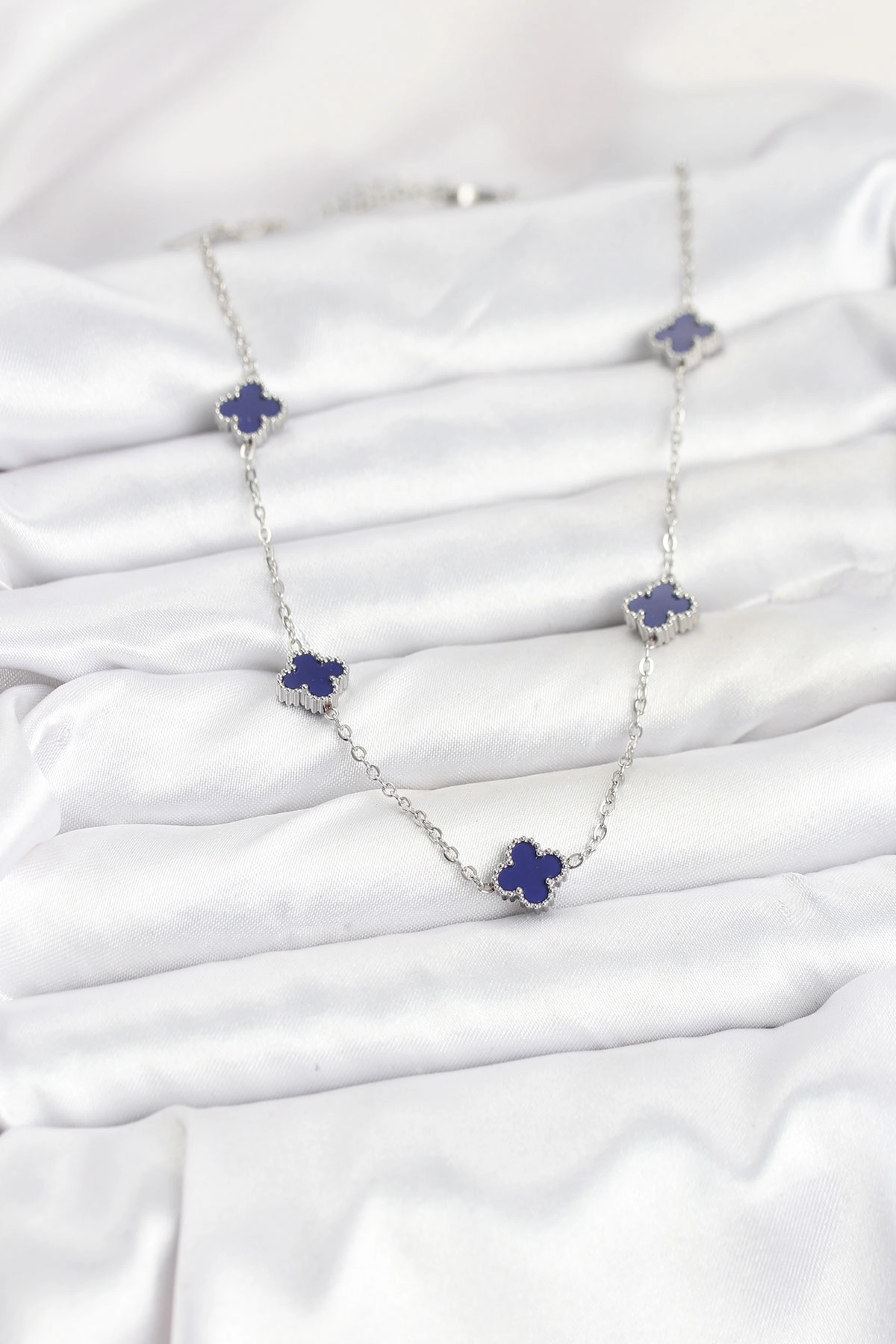 316L Çelik Zincir Gümüş Renk Lacivert Baby Boy Yonca Kadın Kolye