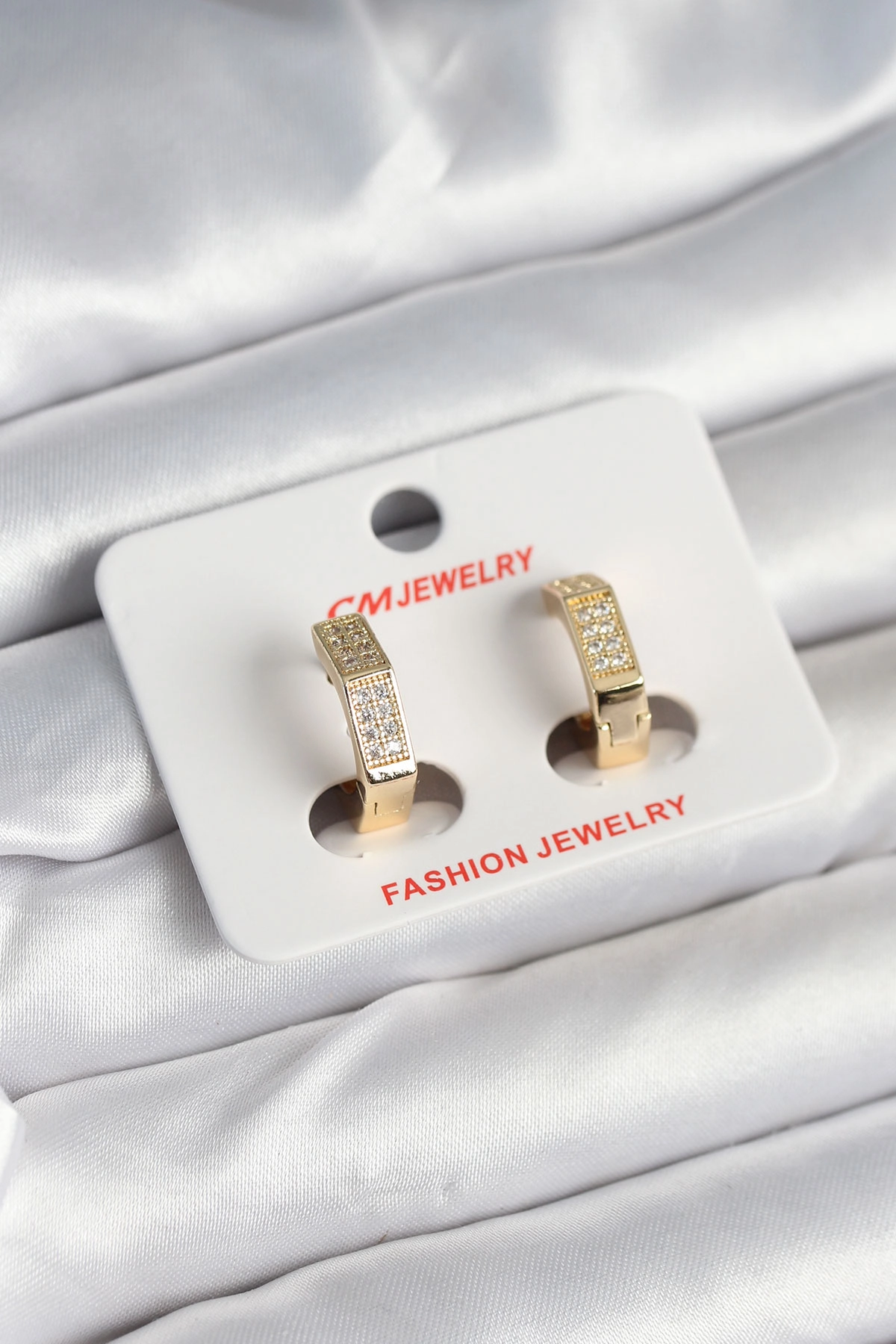 Pirinç Gold Renk Zirkon Taşlı Altıgen Kadın Küpe