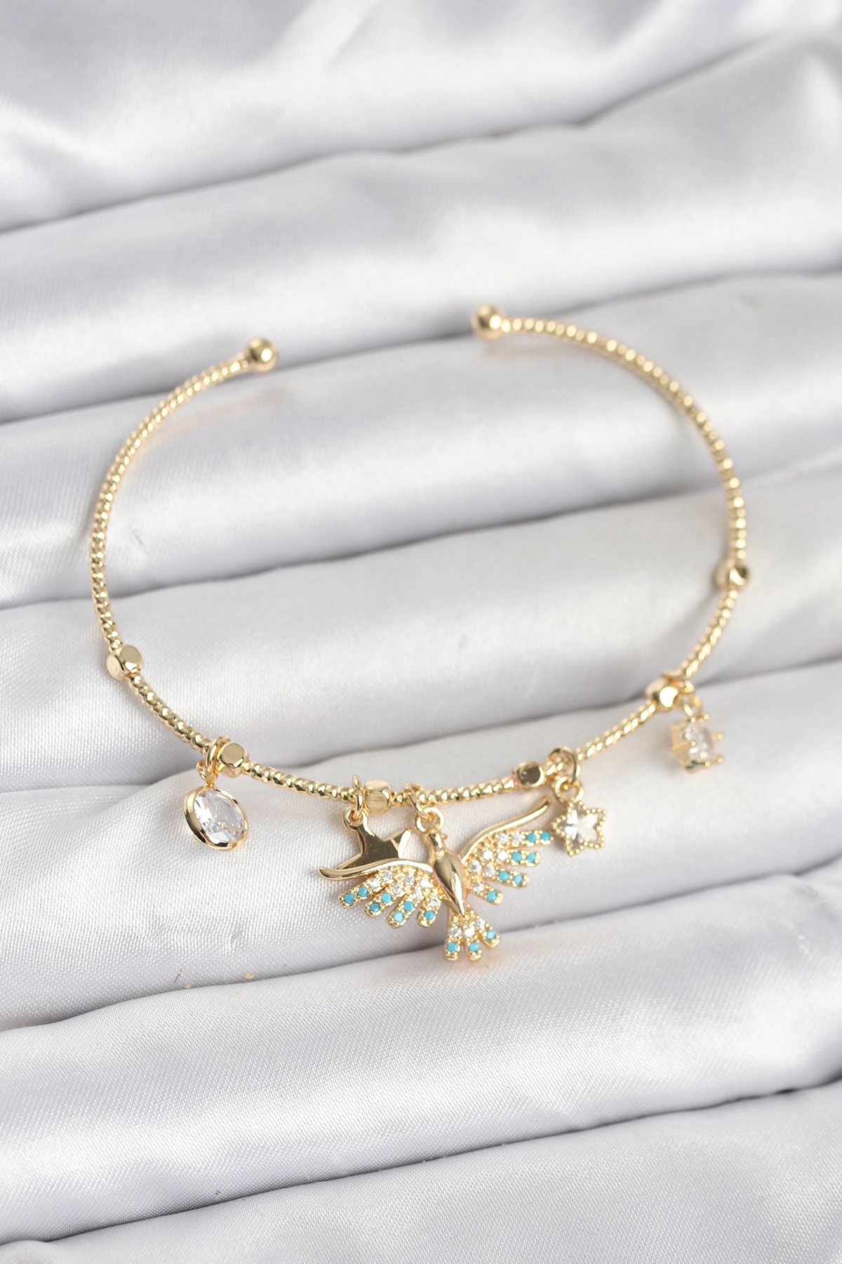 Anka Kuşu Charmlı Gold Renk Pirinç Kadın Bileklik