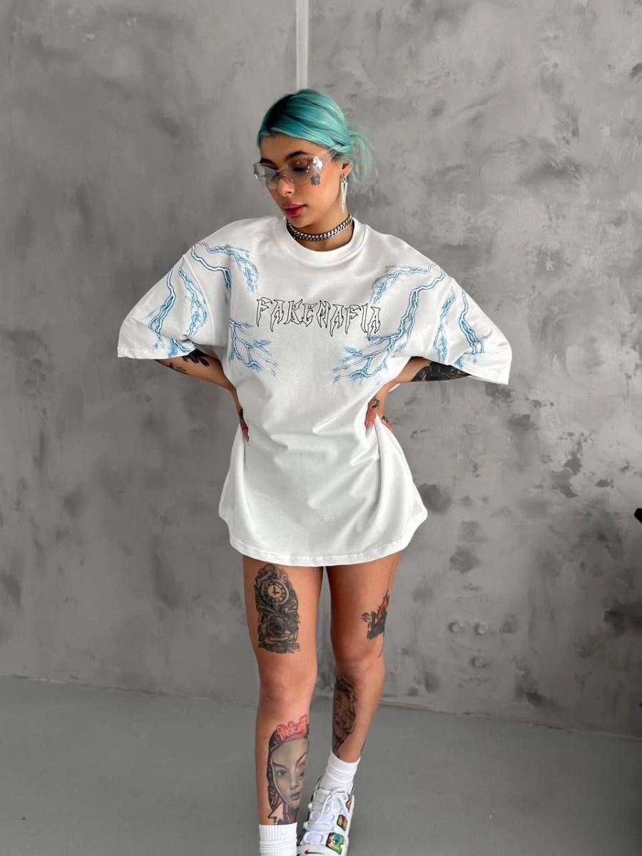 Kadın Bisiklet Yaka Yıldırım Baskılı Kısa kol  T-Shirt - Beyaz