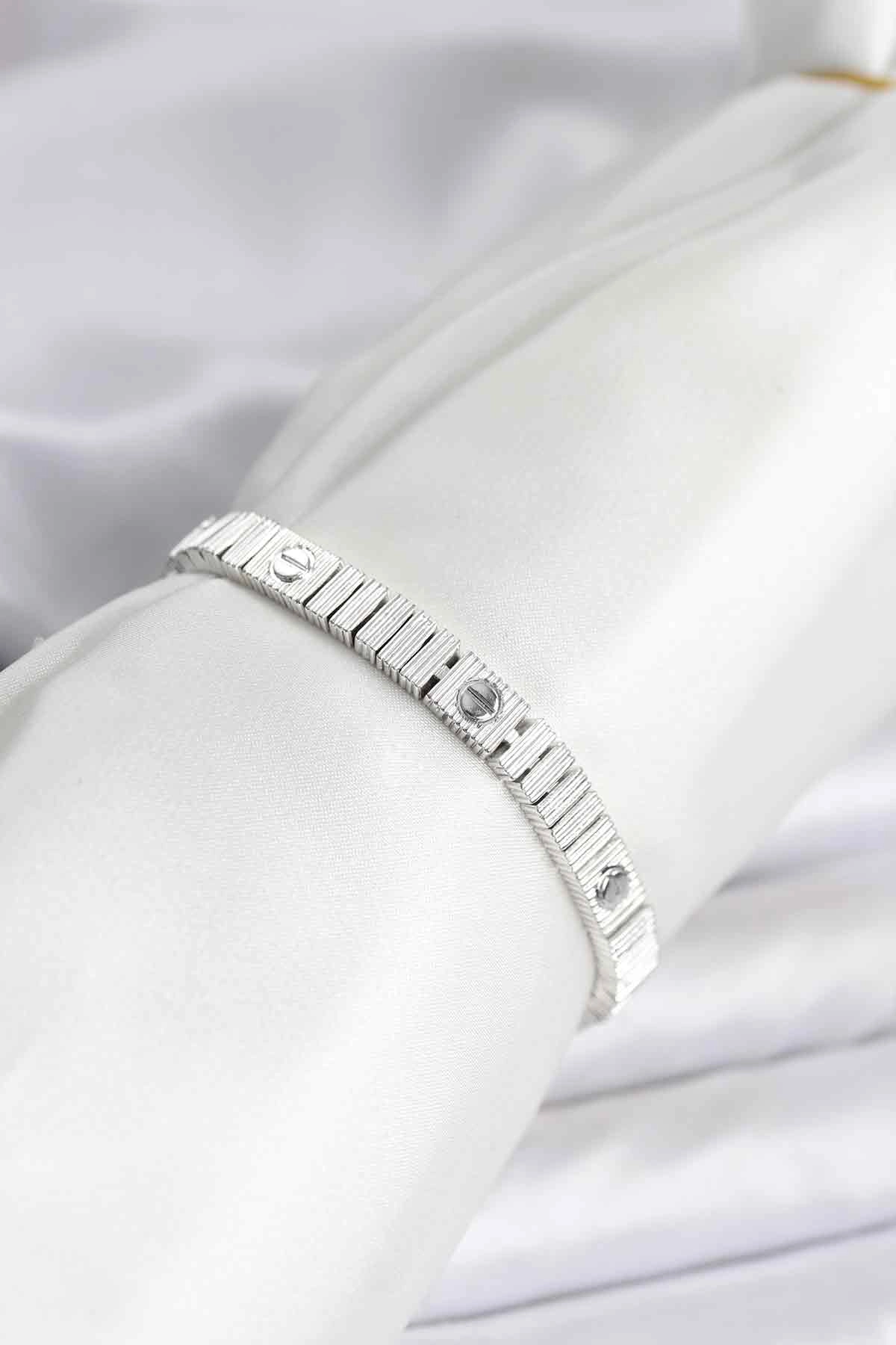 Gümüş Renk VIP Seri Bileklik