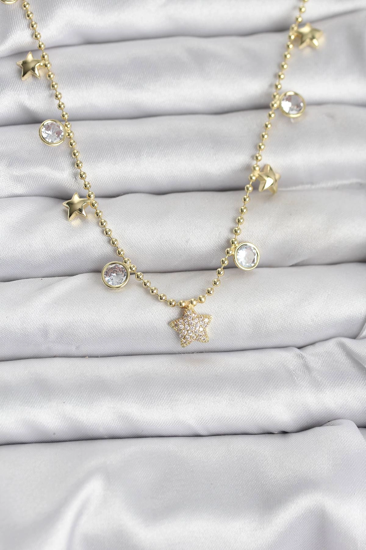 Pirinç Gold Renk Yıldız Model Kadın Kolye