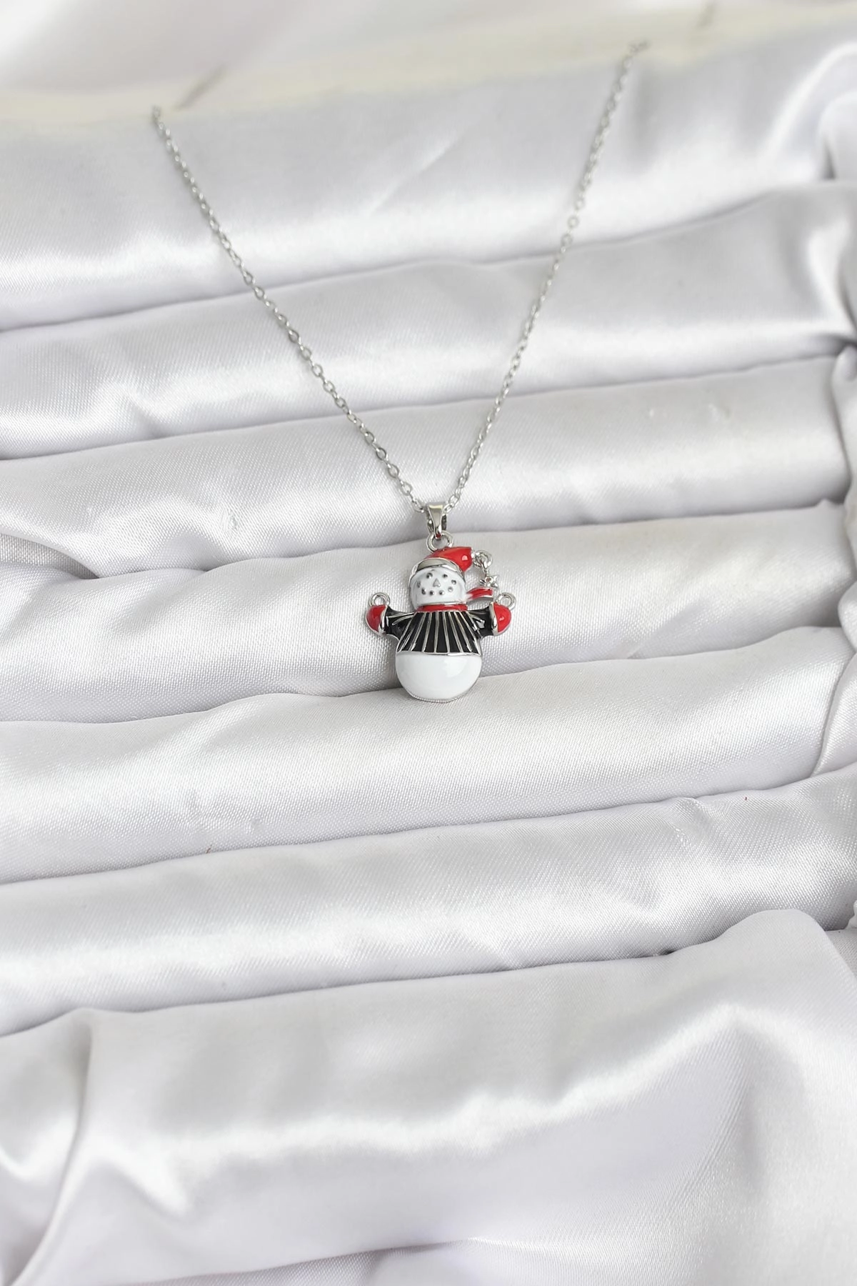 316L Çelik Zincir Gümüş Renk Kardan Adam Figürlü Yılbaşı Temalı Kadın Kolye