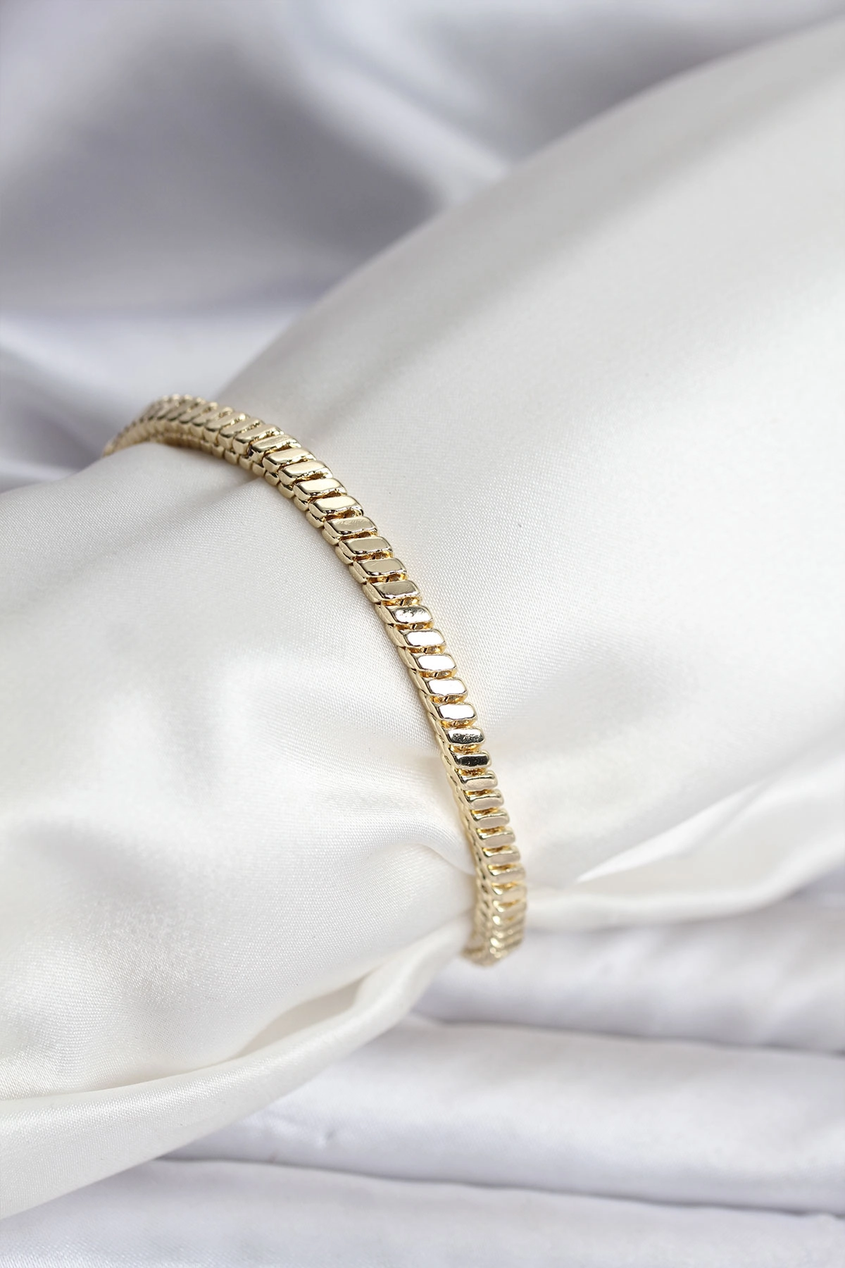 14K Gold Renk Kaplama Kare Zincir Model CM Kadın Bileklik