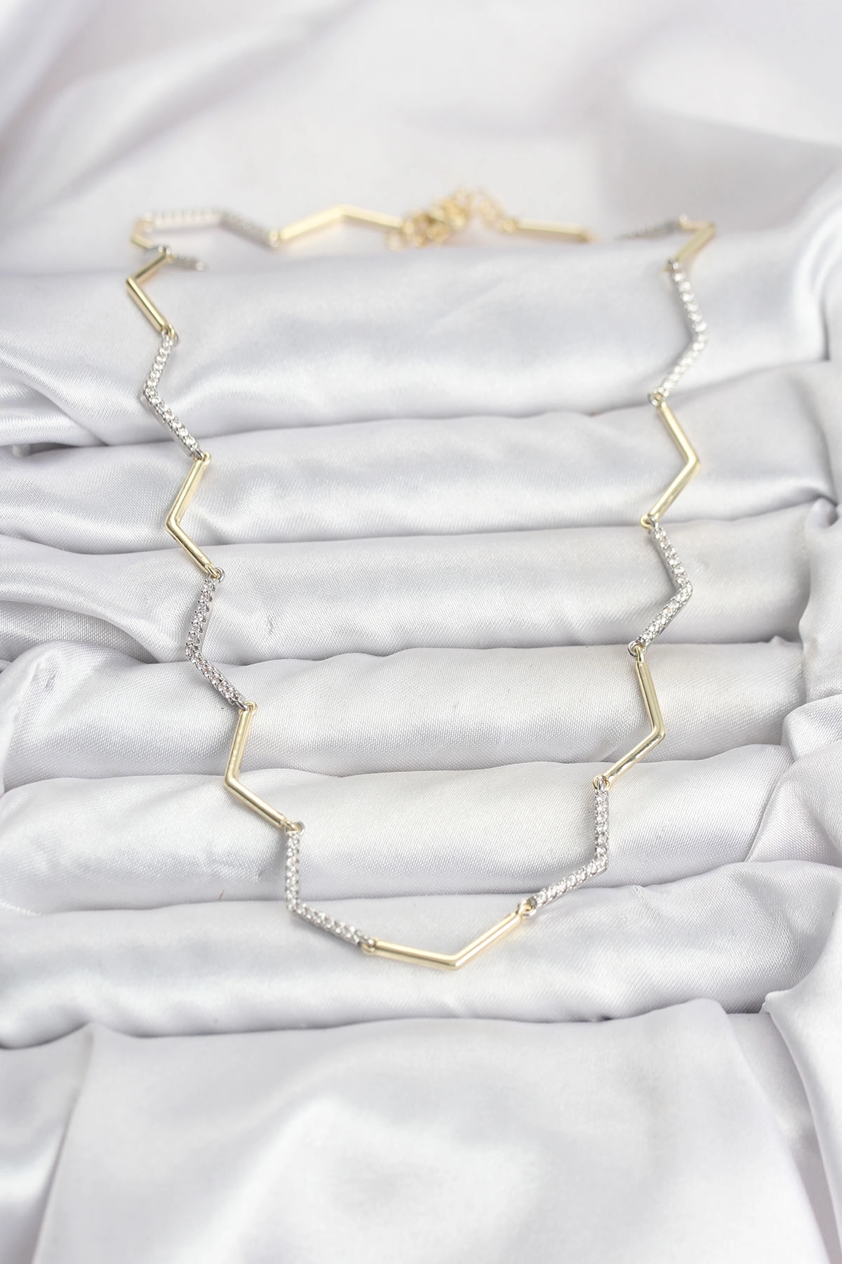 VIP Seri Zikzak Model Kadın Kolye