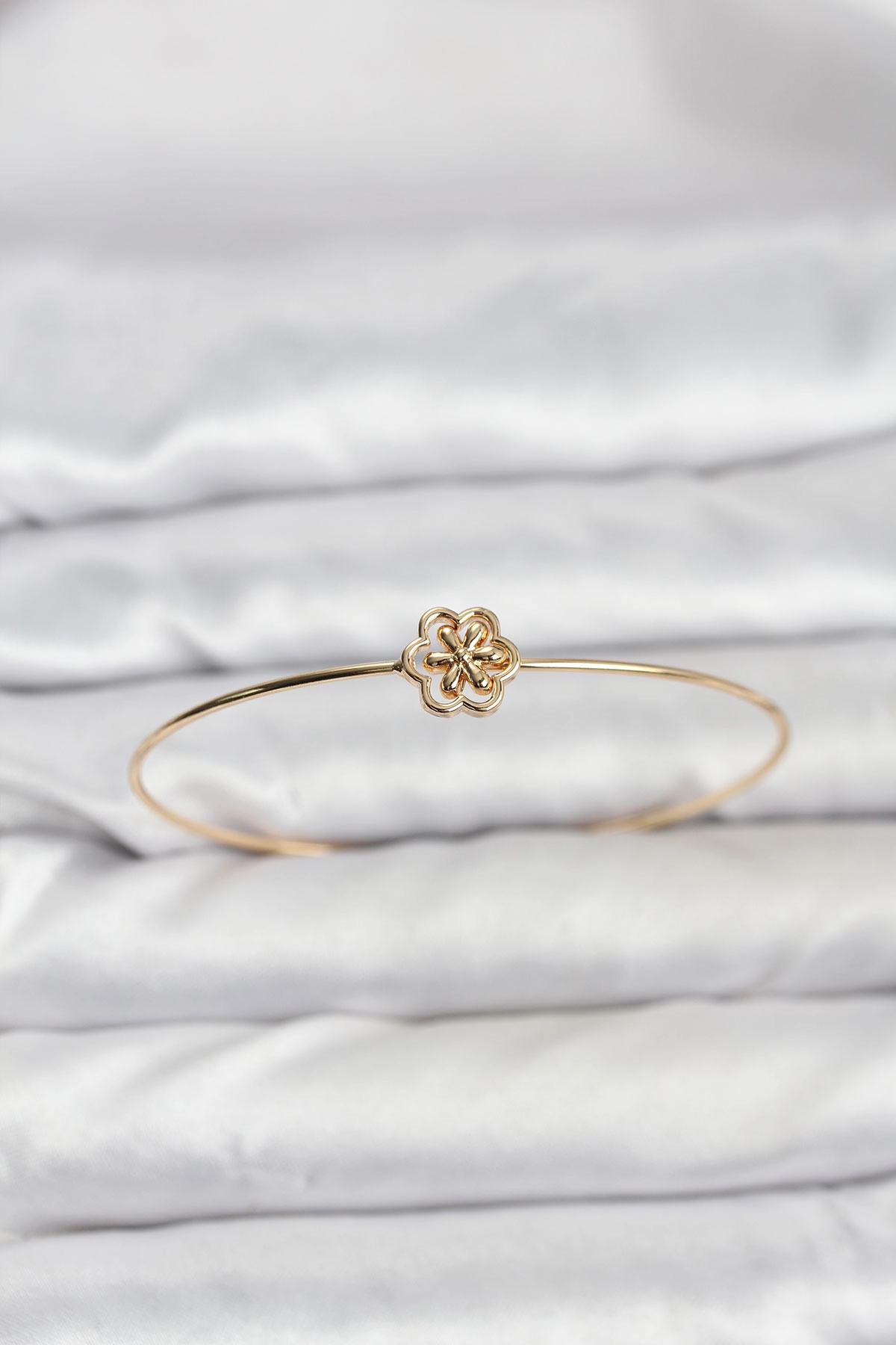 Lotus Model Gold Renk Bileklik