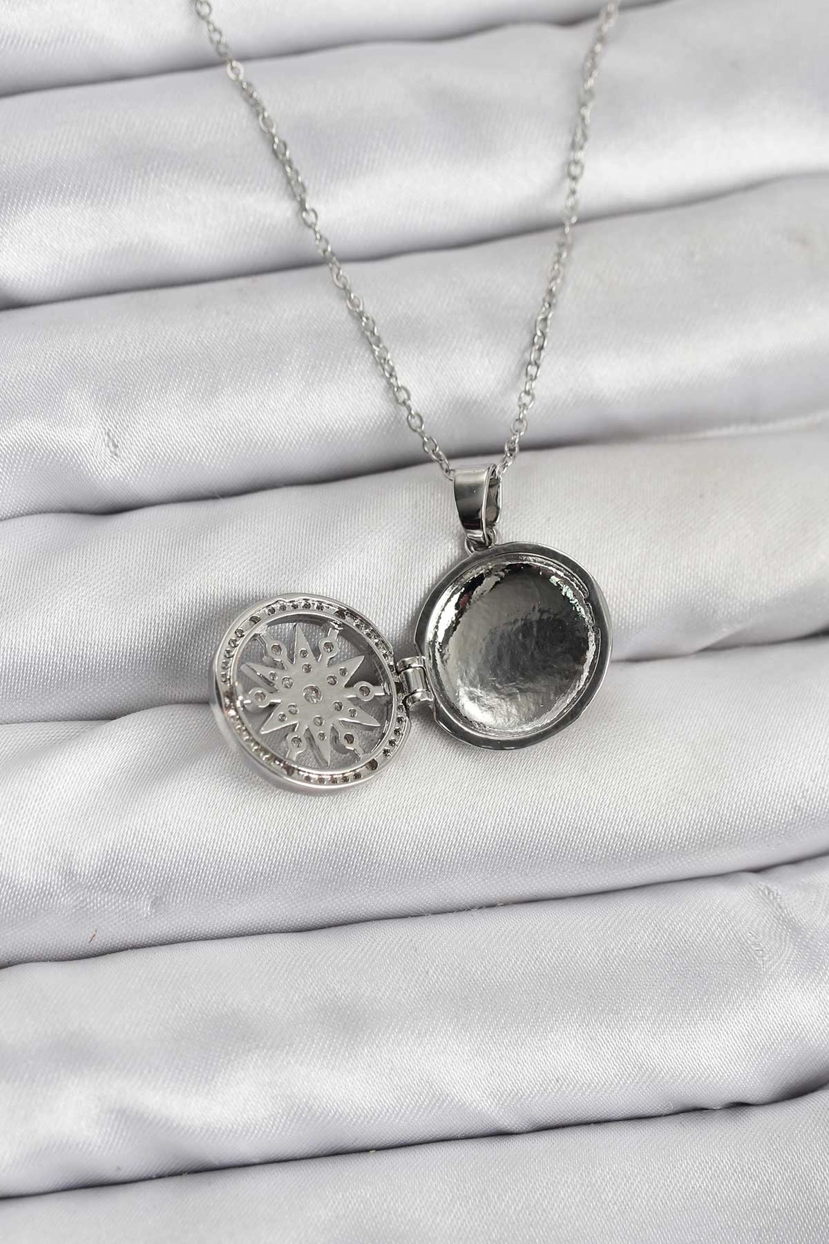 316L Çelik Zincir Gümüş Renk Kutup Yıldızı Kapaklı Model Kadın Kolye