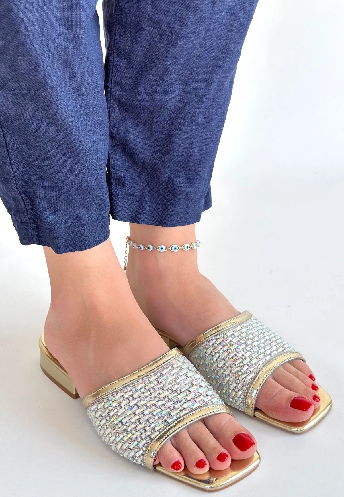 Ortu Gold Cilt İşlemeli Terlik