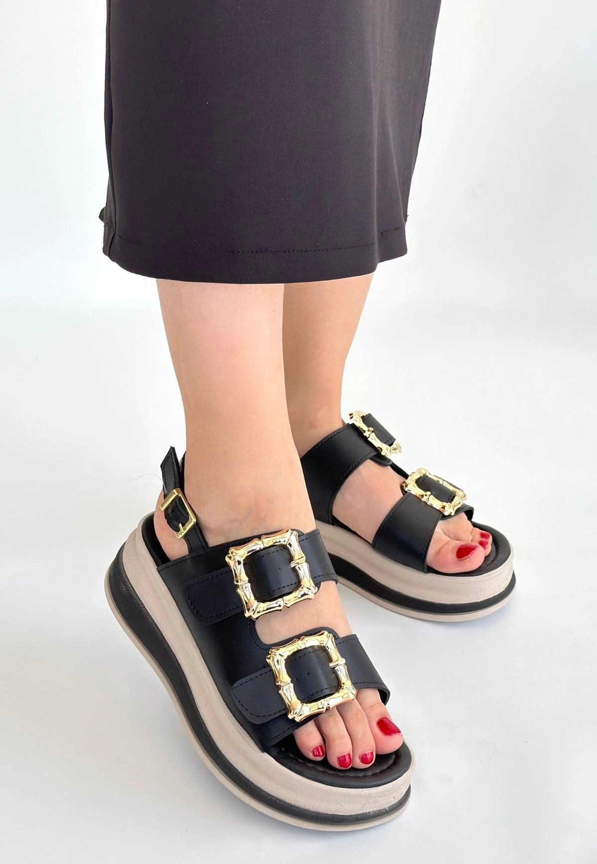 Stan Siyah Cilt Sandalet