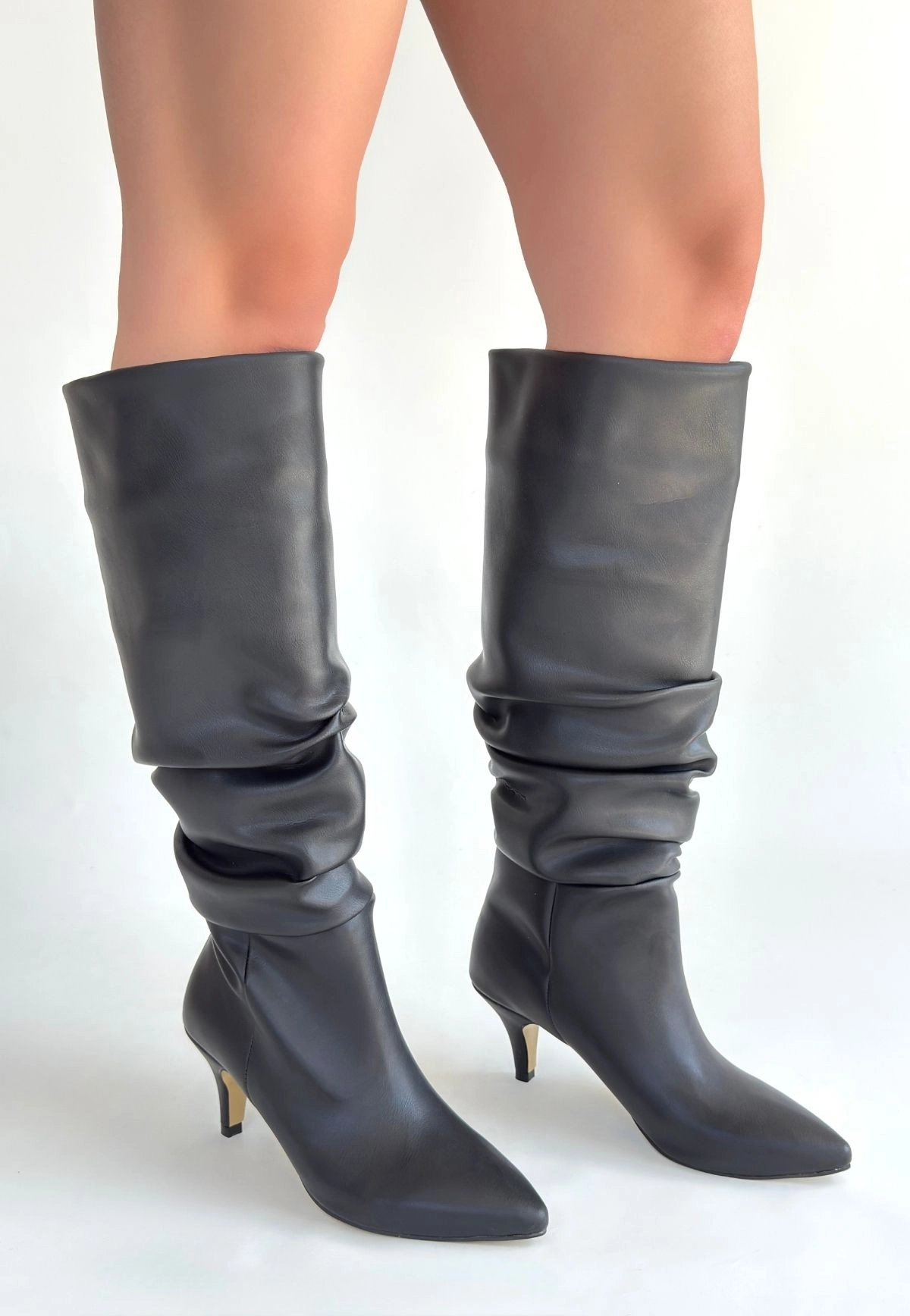 Zelya Siyah Cilt Topuklu Çizme