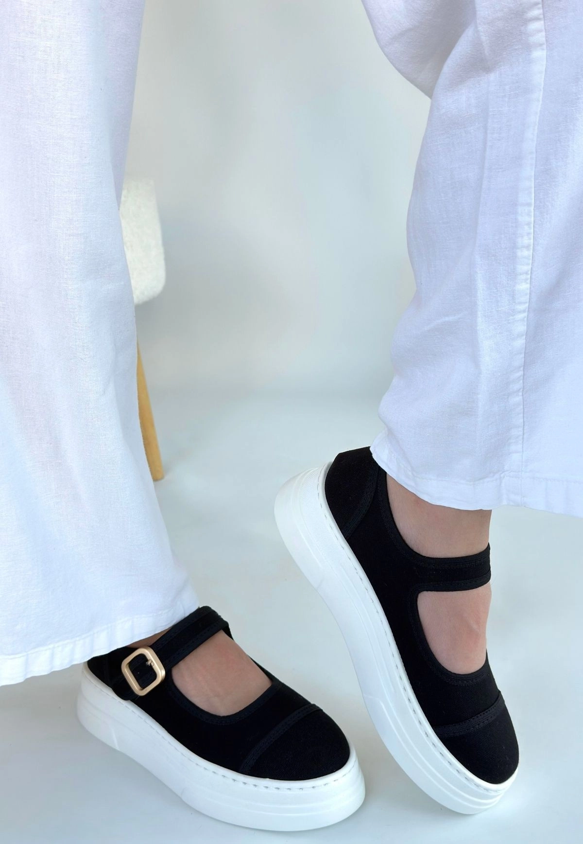 Lunni Siyah Keten Spor Ayakkabı