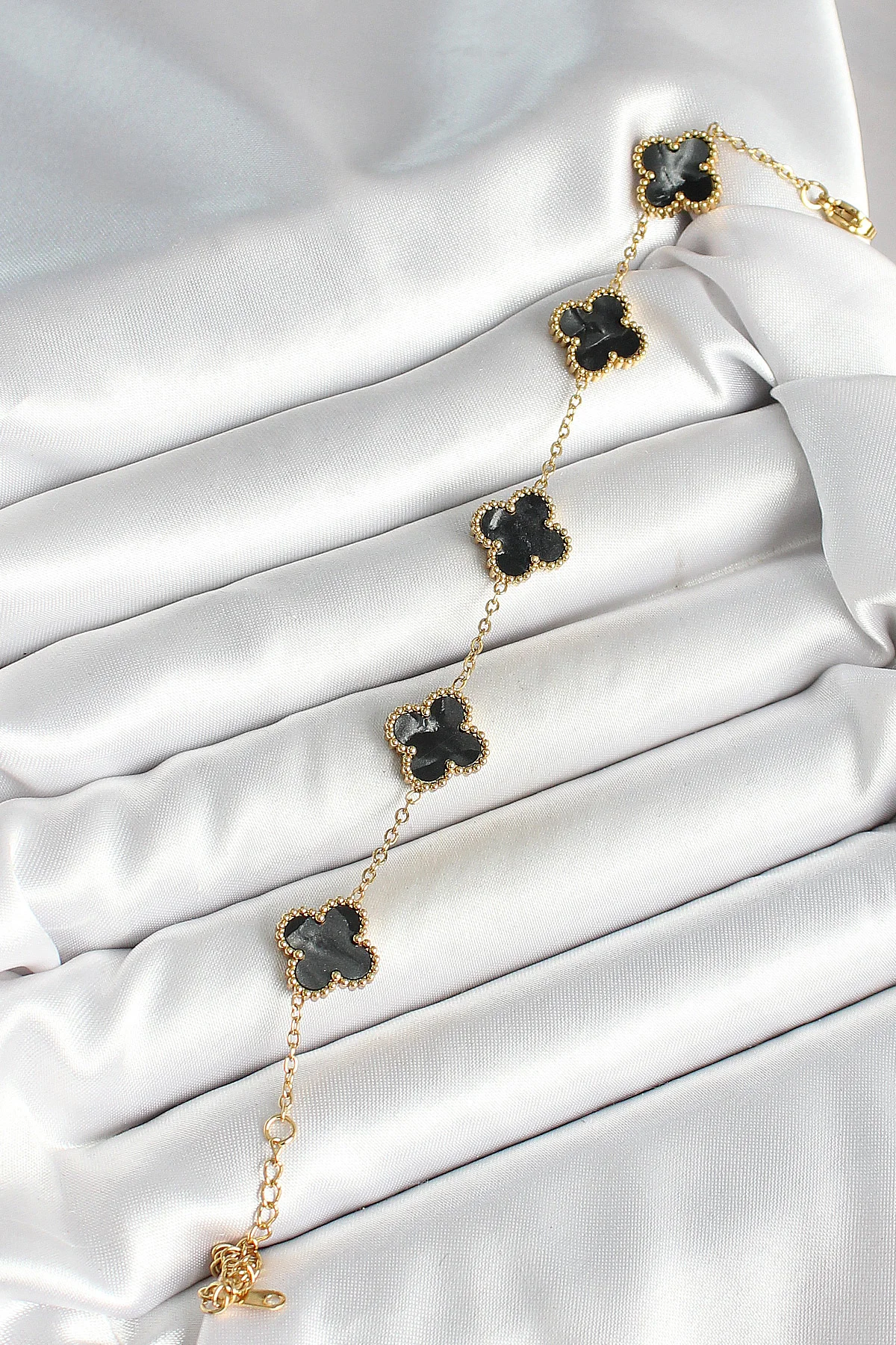 316L Çelik Sedefli Siyah Gold Renk Yonca Kadın Bileklik