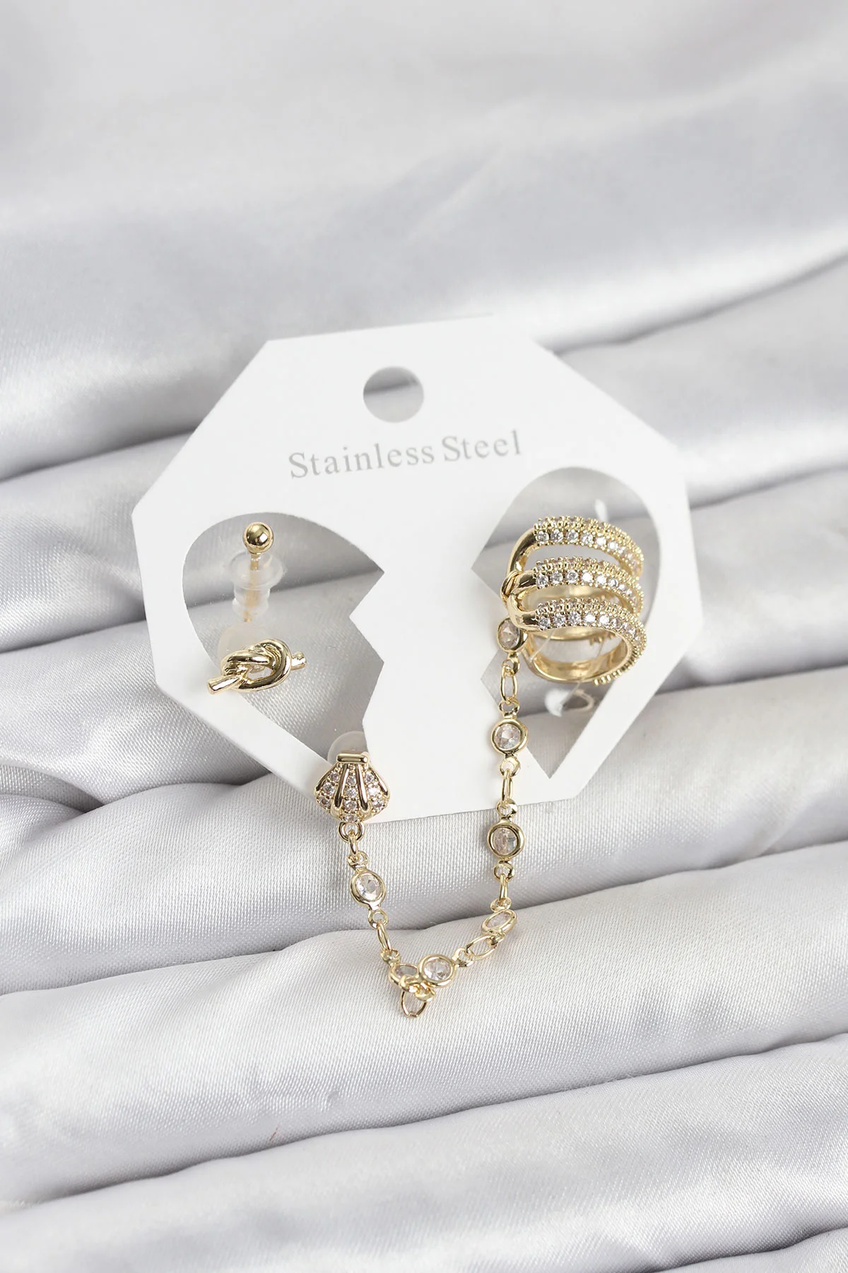 Pirinç Gold Renk Sarmal Model Zincir Bağlantılı Ear Cuff Küpe Seti