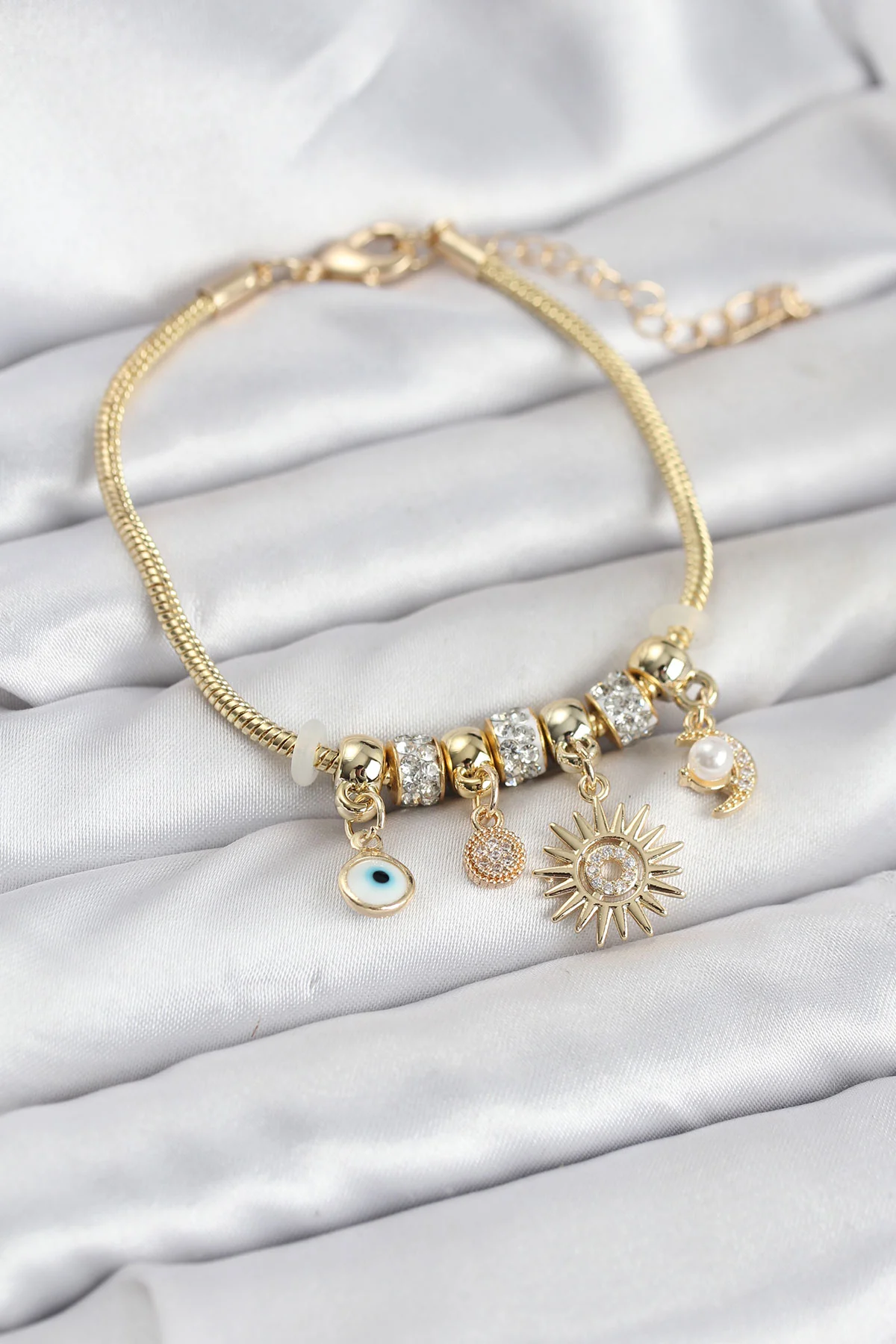 Pirinç Gold Renk Güneş Charmlı Kadın Bileklik