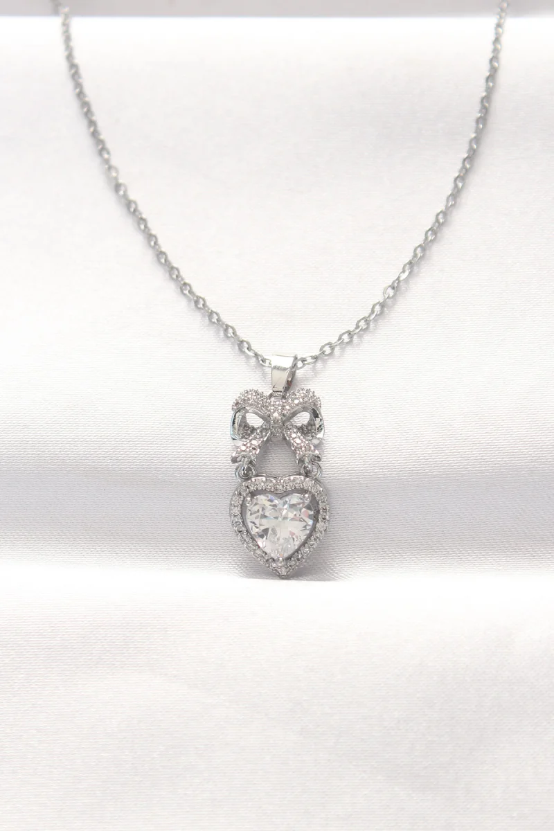316L Çelik Silver Renk Zirkon Taşlı Kalpli Fiyonk Kolye 5886