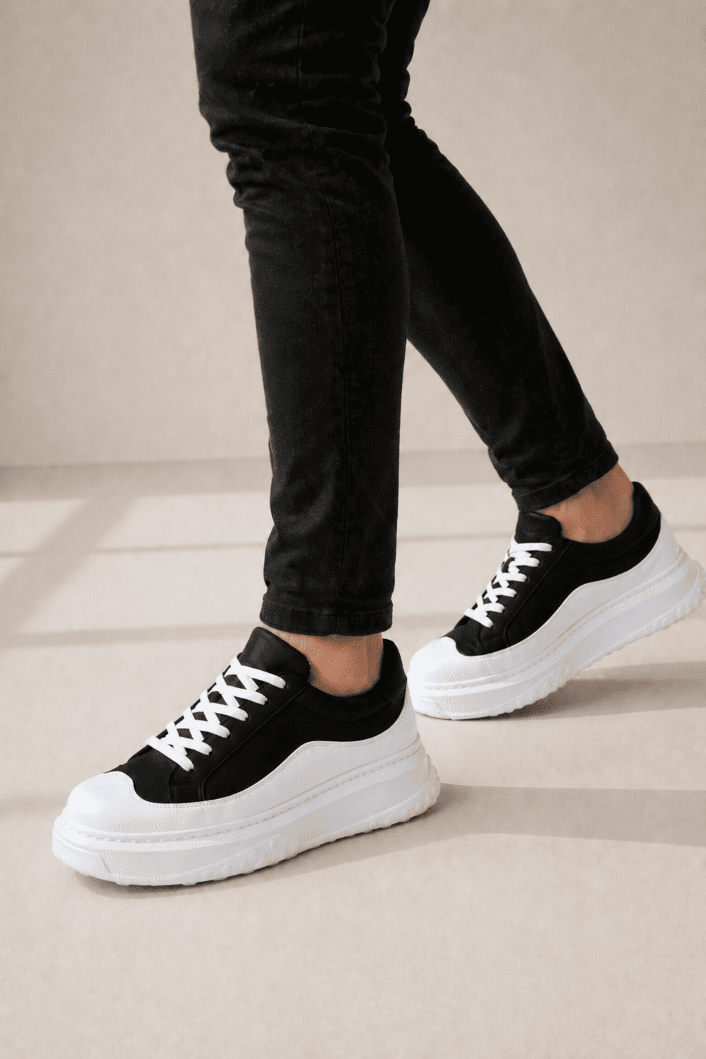 JY507 Dara Bağcıklı Süet Cilt Erkek Günlük Sneaker Ayakkabı SCBT Siyah/Beyaz