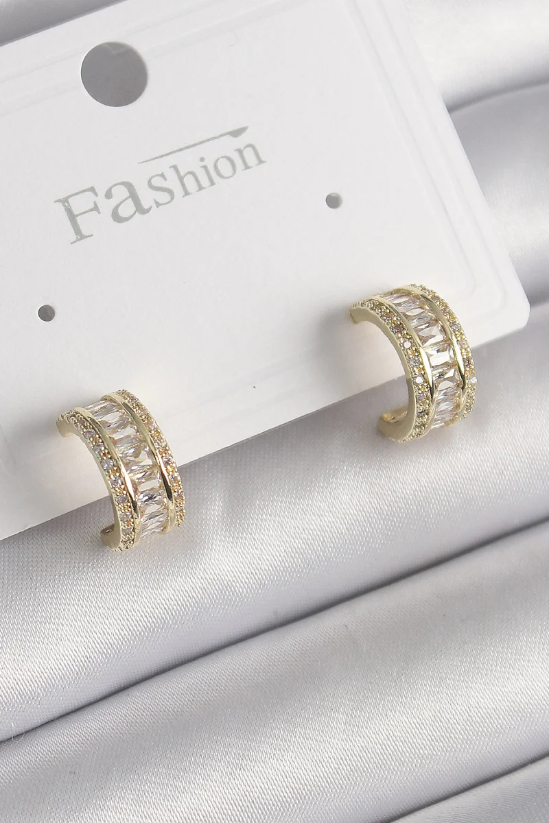Pirinç Gold Renk Zirkon Taşlı Halka Model Kadın Küpe 5886