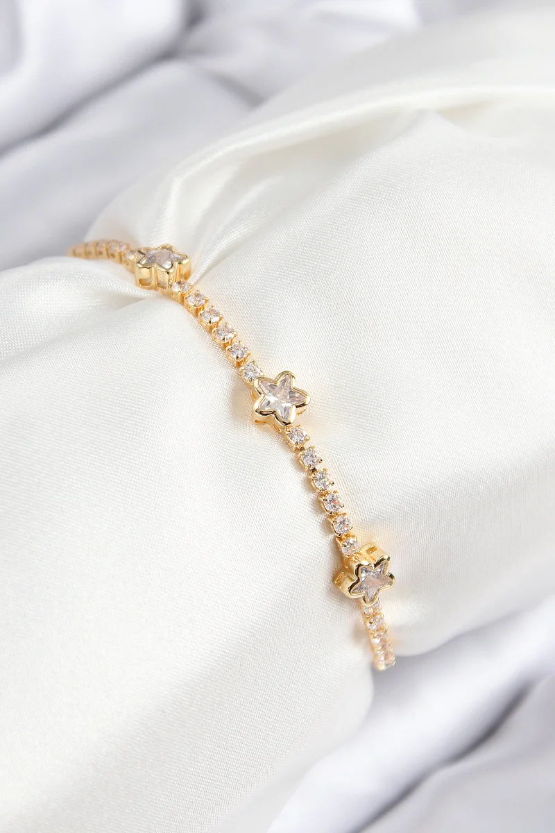 Pirinç Zirkon Taşlı Yıldız Model Gold Renk Asansörlü Kadın Bileklik 5886