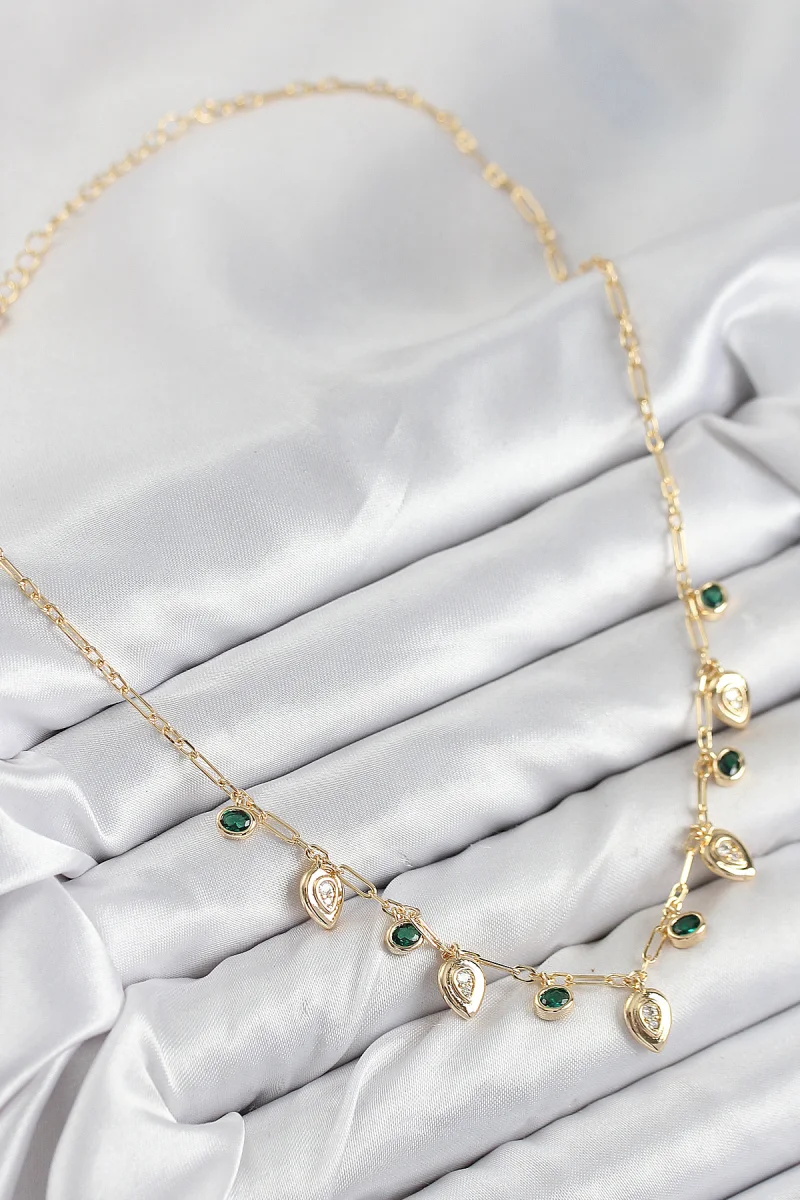 Pirinç Zirkon Taşlı Sallantılı Damla Model Gold Renk Kadın Kolye 5886
