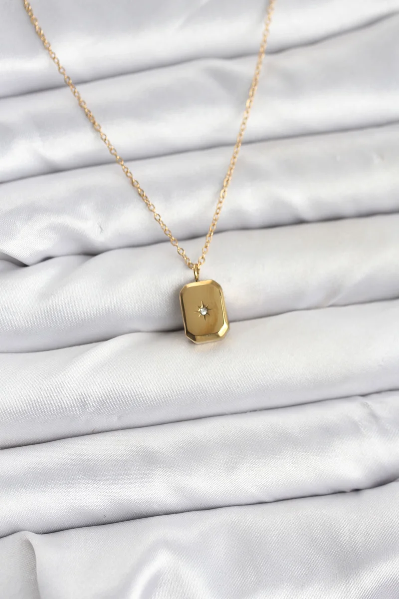 316L Çelik Zincir Gold Renk Minimal Kutup Yıldızı Model Kadın Kolye 5886
