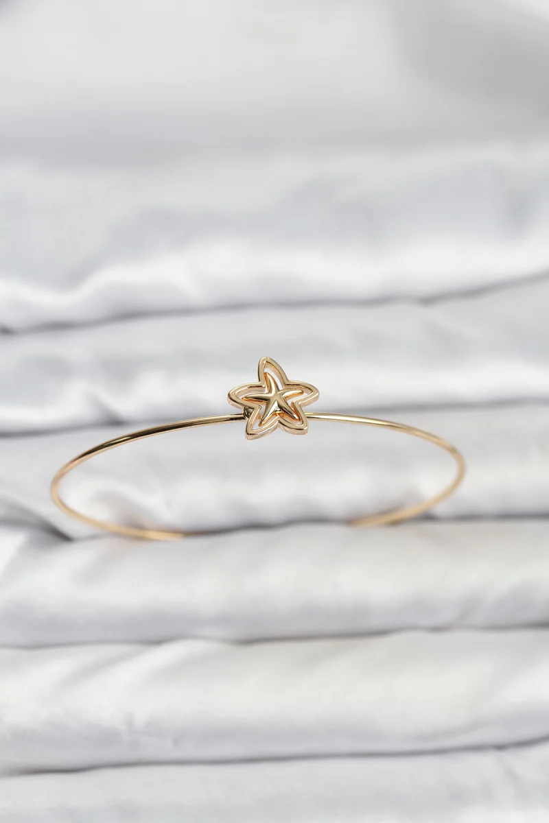 Yıldız Model Gold Renk Bileklik 5886