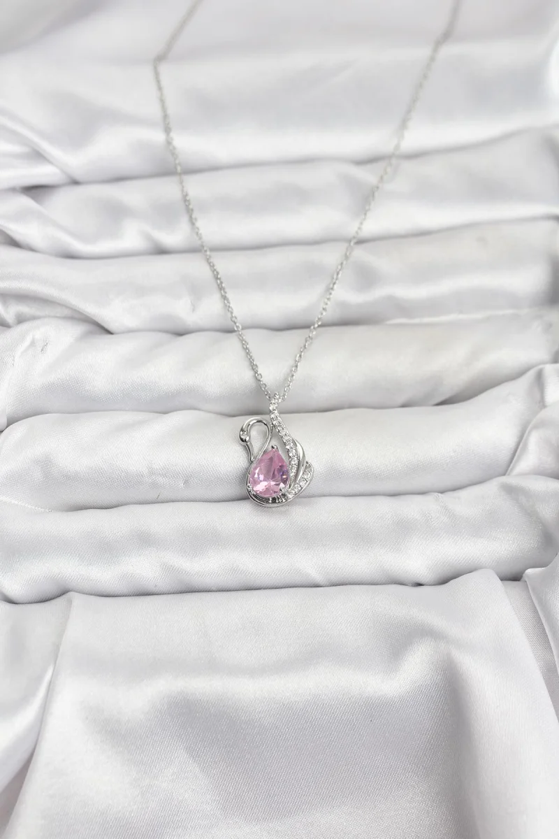 316L Çelik Zincir Gümüş Renk Pembe Kuğu Model Zirkon Taşlı Kadın Kolye 5886