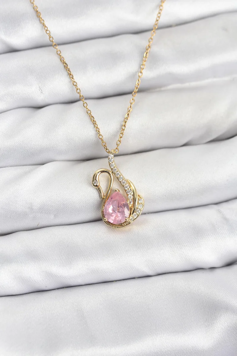 316L Çelik Zincir Gold Renk Pembe Kuğu Model Zirkon Taşlı Kadın Kolye 5886