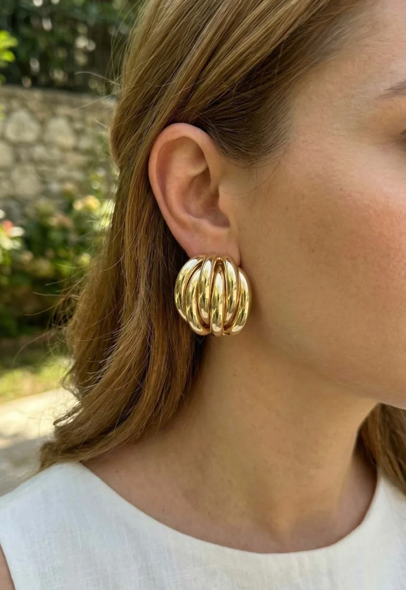 Pirinç Gold Renk Vintage Kadın Küpe 5886