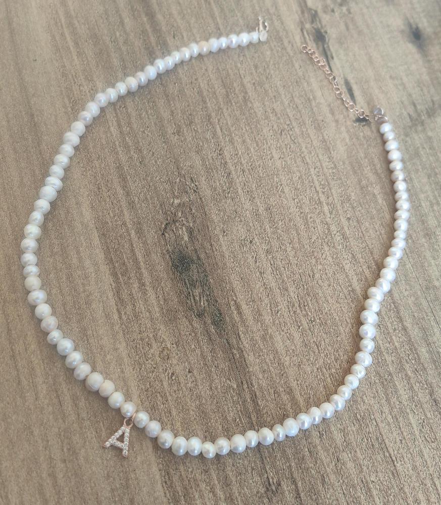 İncili Harf Choker Kolye