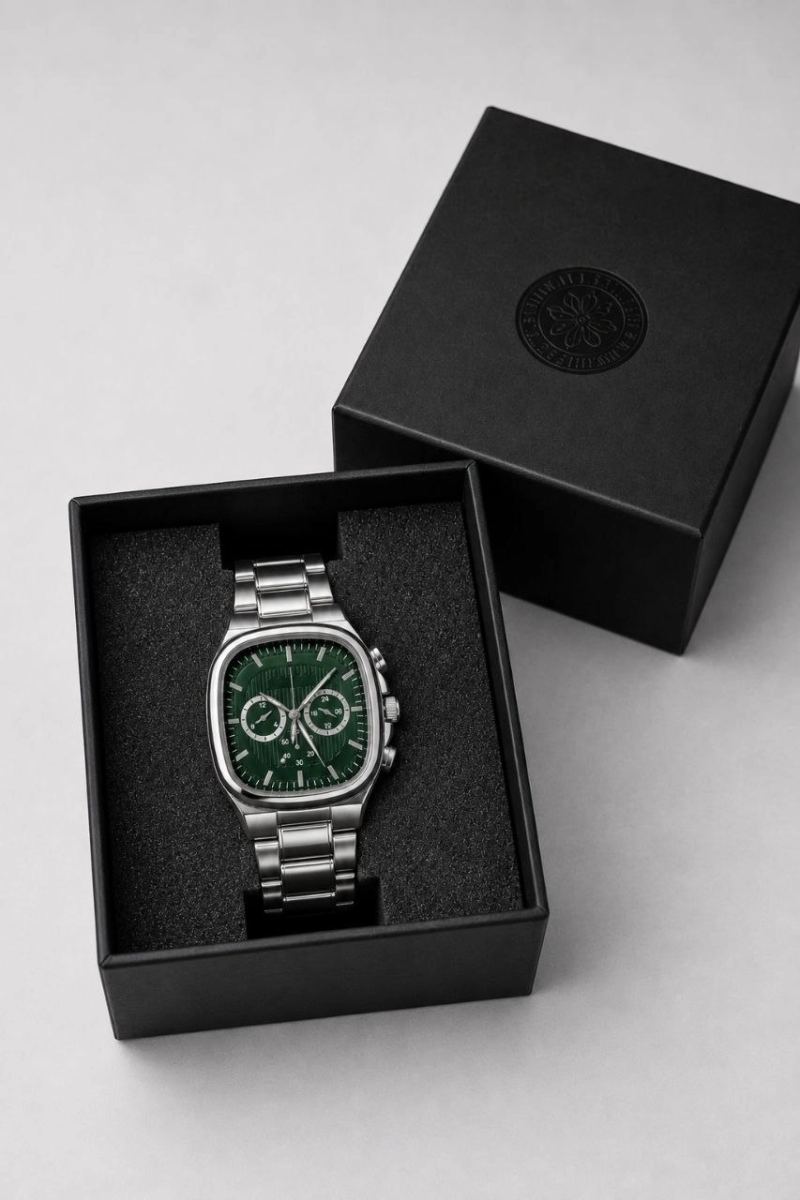 Erkek Gümüş Metal Kordon Analog Kol Saati Yeşil Kadran Takvim Göstergeli - Gümüş