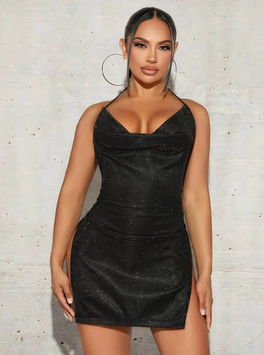 Kadın Siyah Göğüs ve Sırt Dekolteli ve Boyundan  Bağlamalı Gece Elbisesi 5257