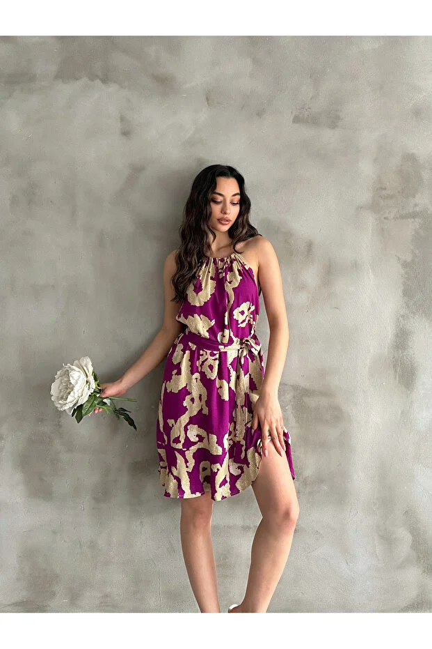 Kadın Mürdüm Bej Desenli Halter Yaka Kuşaklı Yazlık Elbise