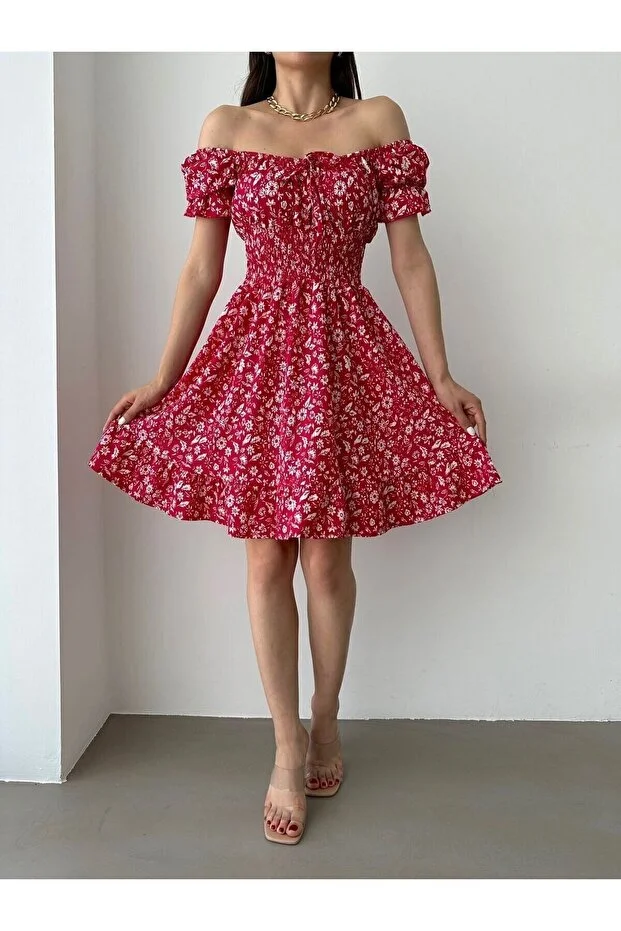 Kayık Yaka Çiçek Desenli Bürümcük Mini Elbise – Kırmızı