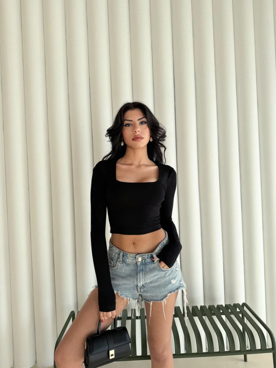 Kadın Kare Yaka Uzun Kol Bluz - Siyah