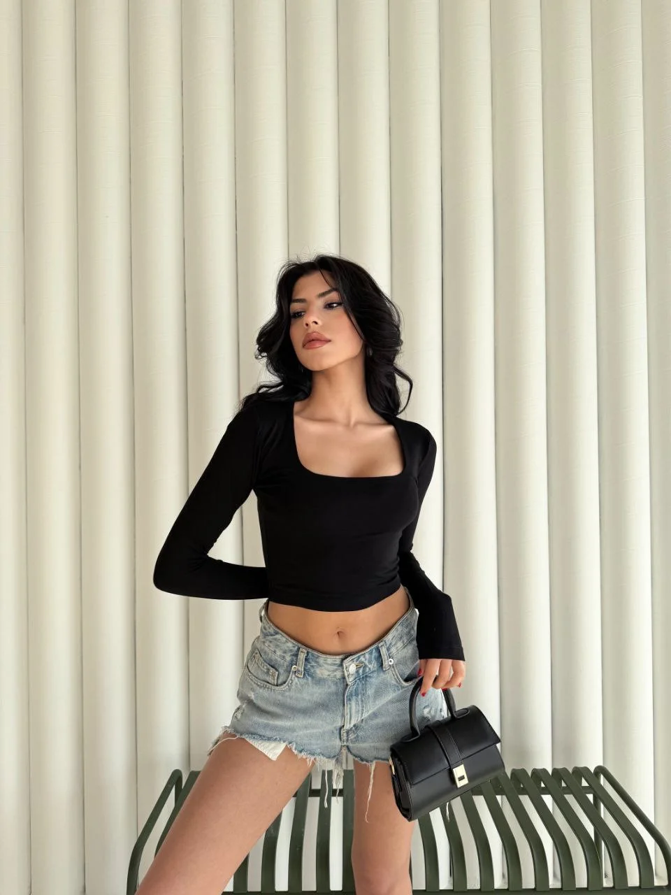 Kadın Kare Yaka Uzun Kol Bluz - Siyah