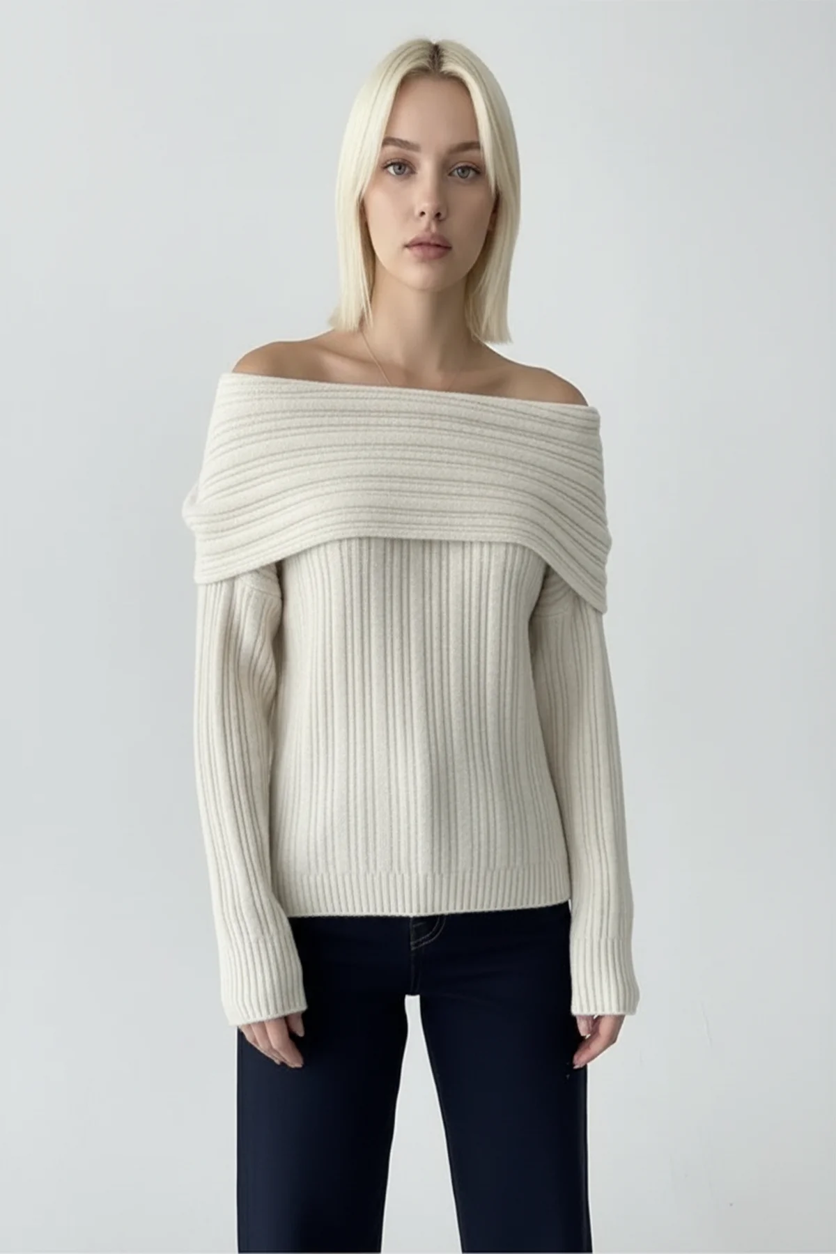 Fitilli Krem Rengi Madonna Yaka Kazak