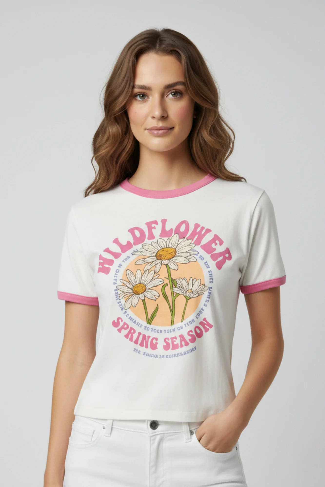 Beyaz Çiçek Baskılı Pembe Ribana Detaylı Kadın Tişört