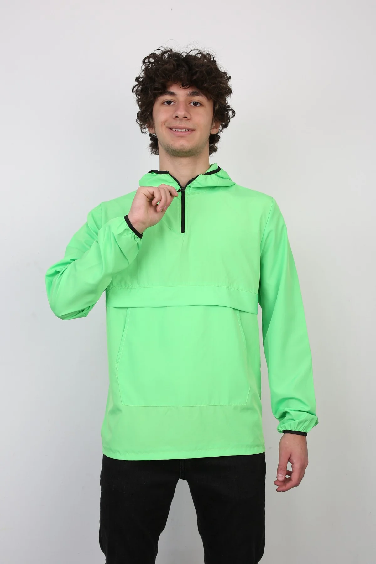 Yarım Fermuarlı Kapüşonlu İnce Erkek Spor Günlük Mevsimlik Mont