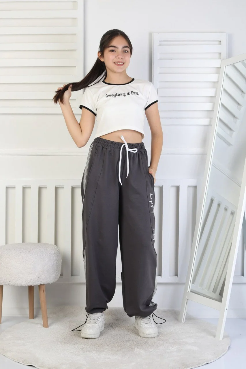 İki İplik Çizgili Baskılı Kız Çocuk Eşofman Altı